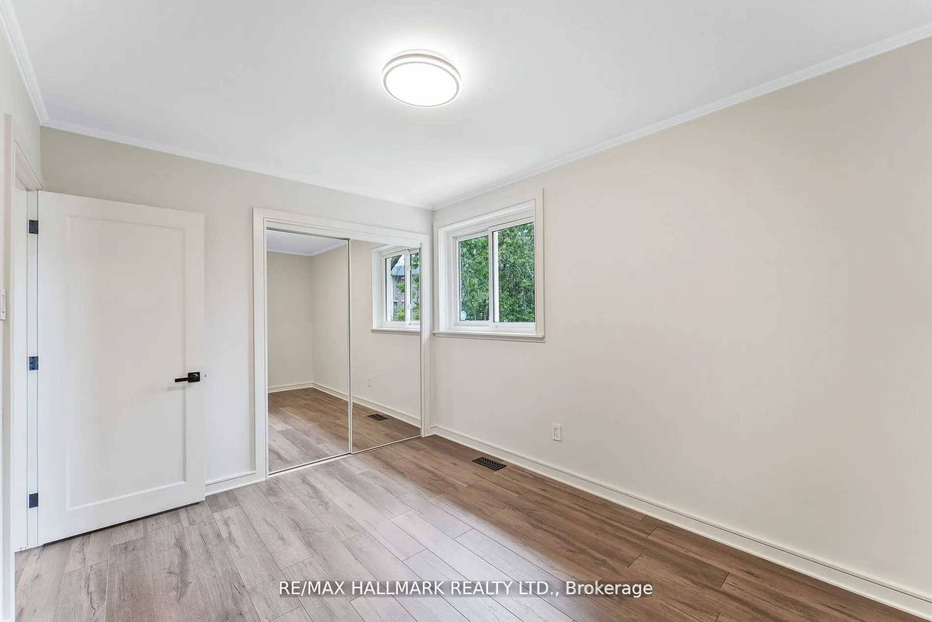 52 Drysdale Crescent