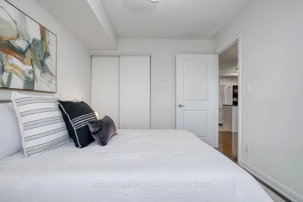 5791 Yonge Street, #1602