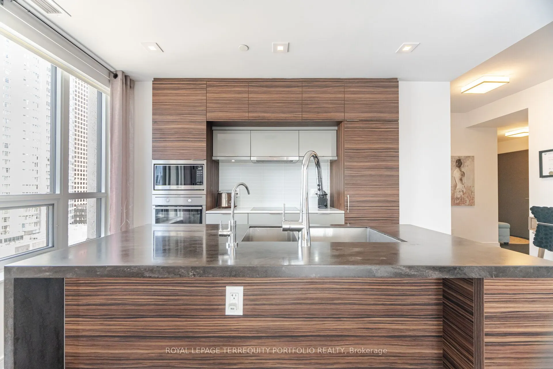 88 Scott Street, #2509