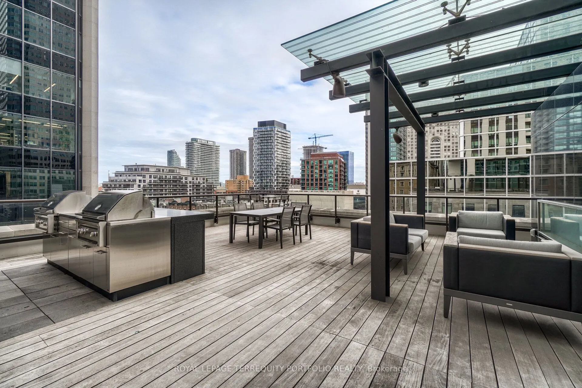 88 Scott Street, #2509
