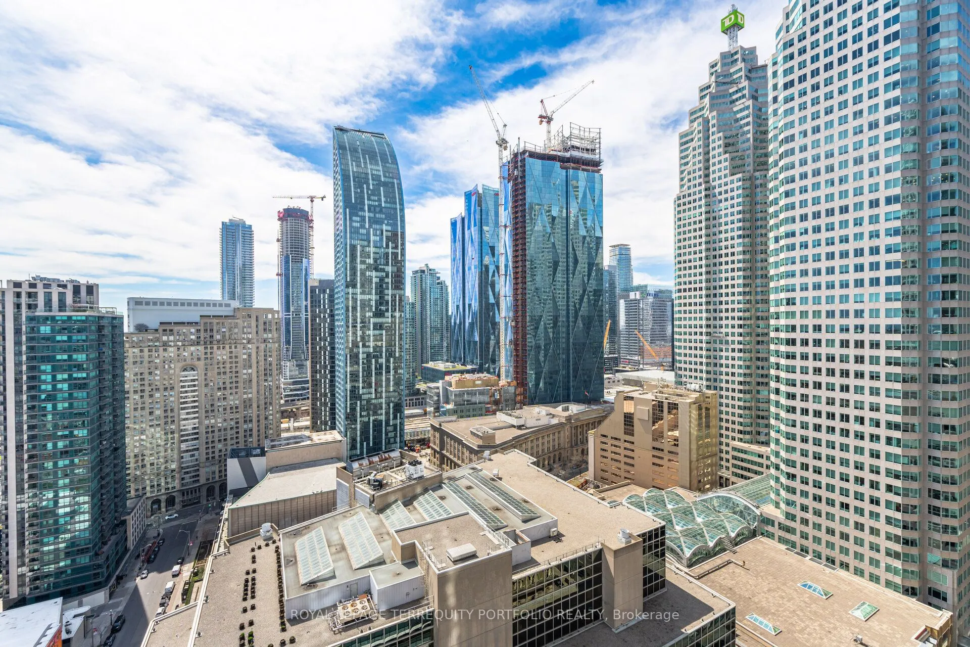 88 Scott Street, #2509