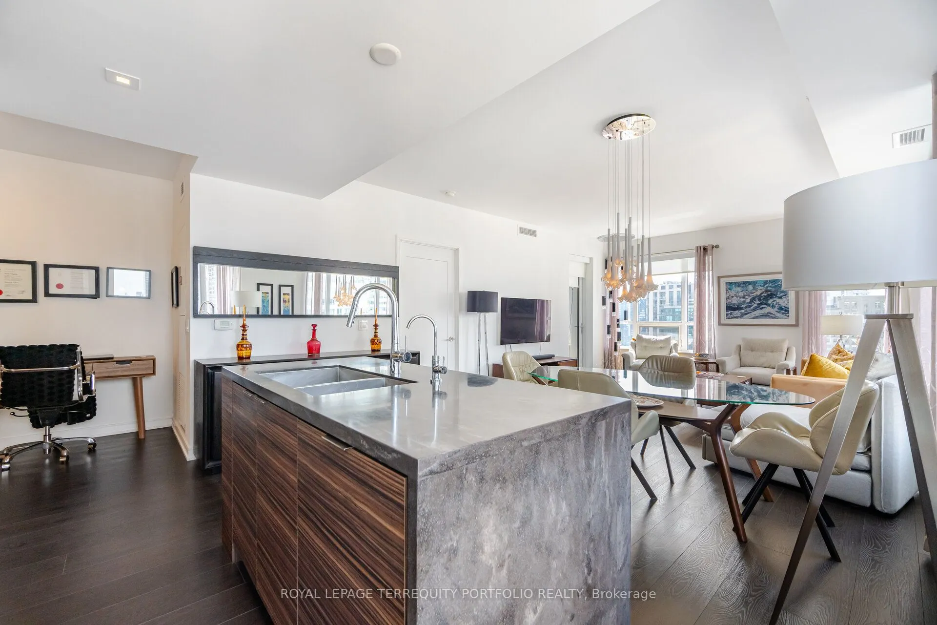 88 Scott Street, #2509