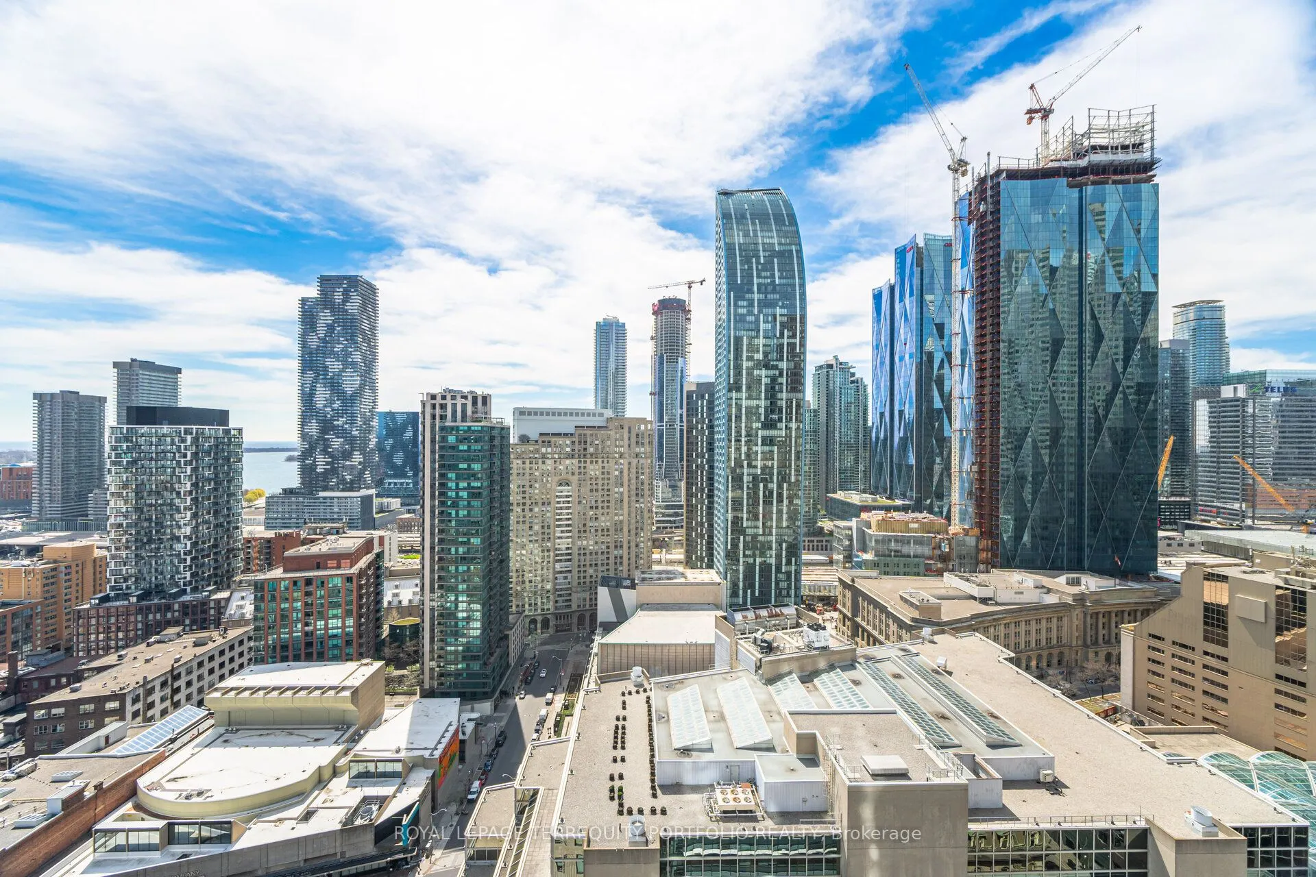 88 Scott Street, #2509