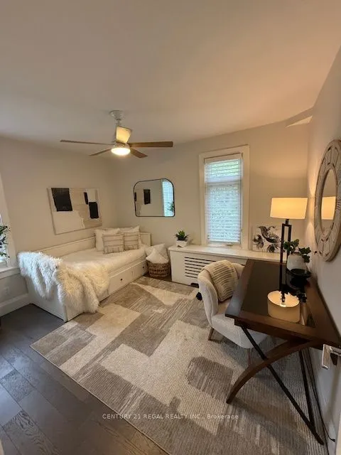 93 Douglas Crescent, #14