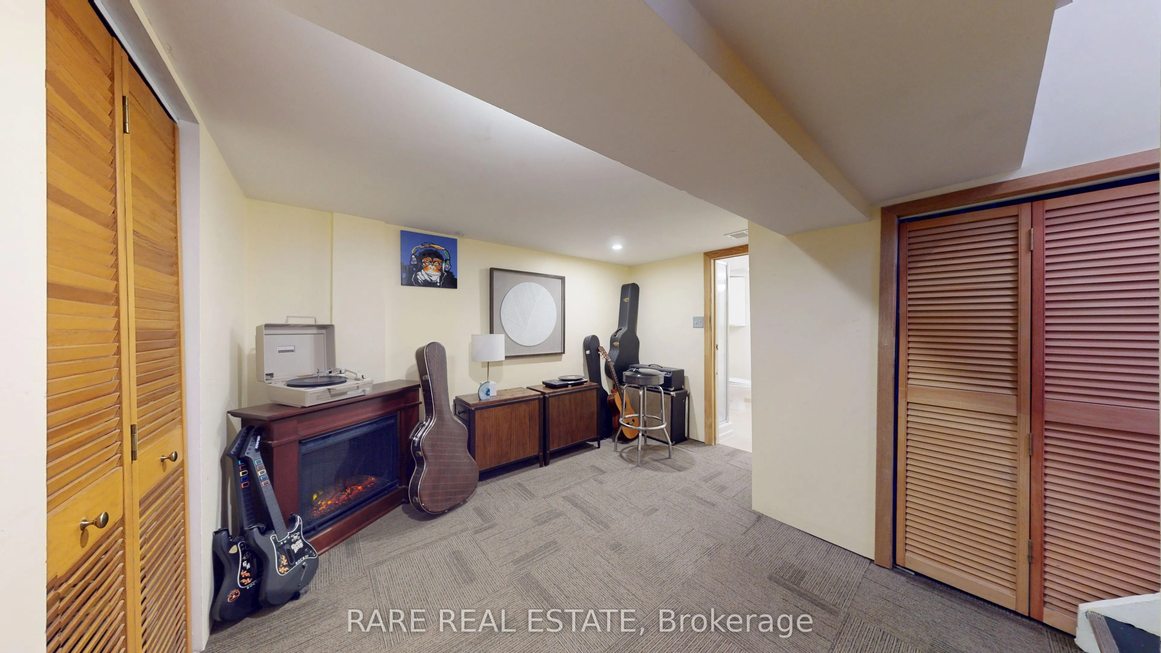 81 Bowood Avenue