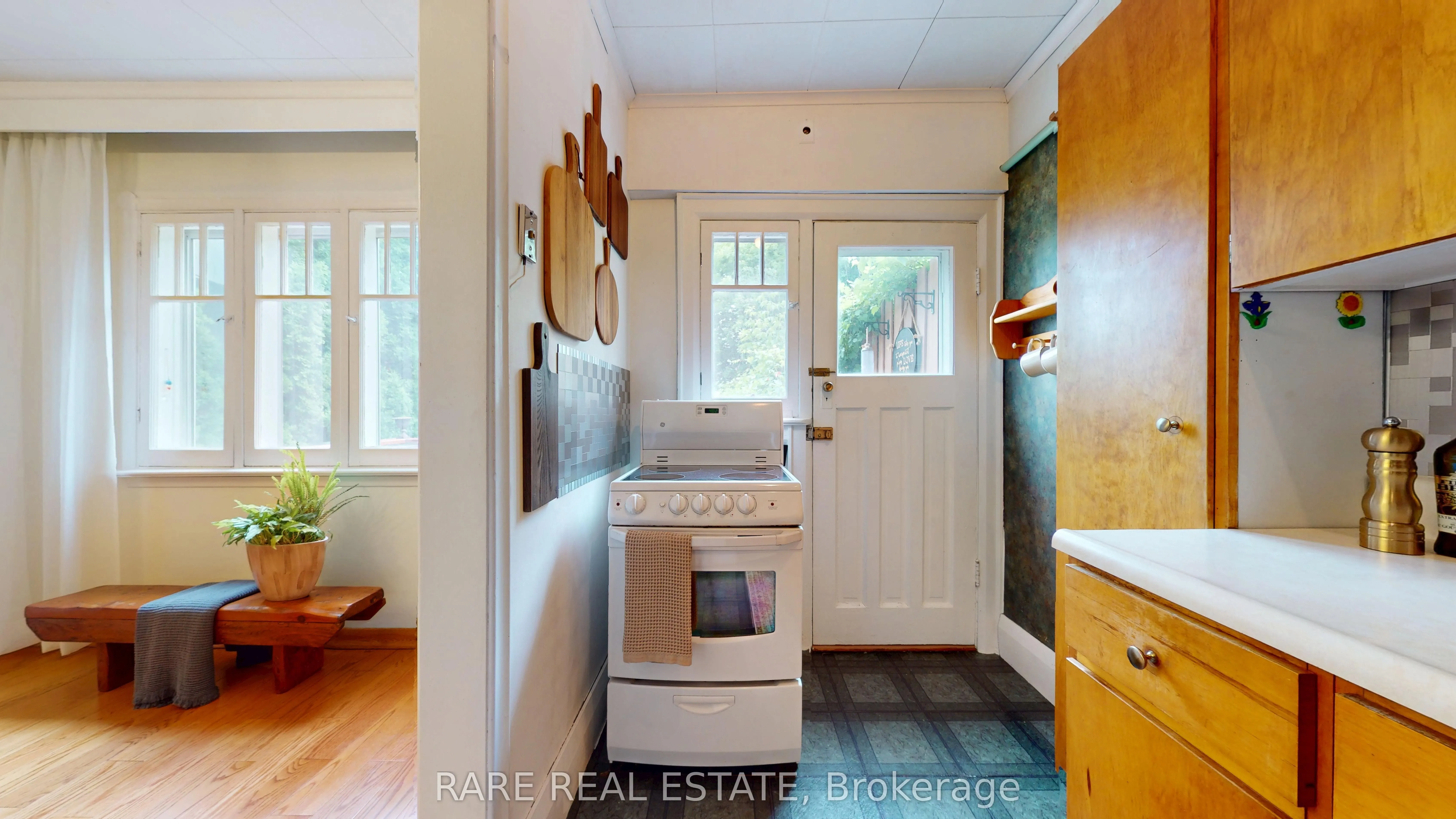 81 Bowood Avenue