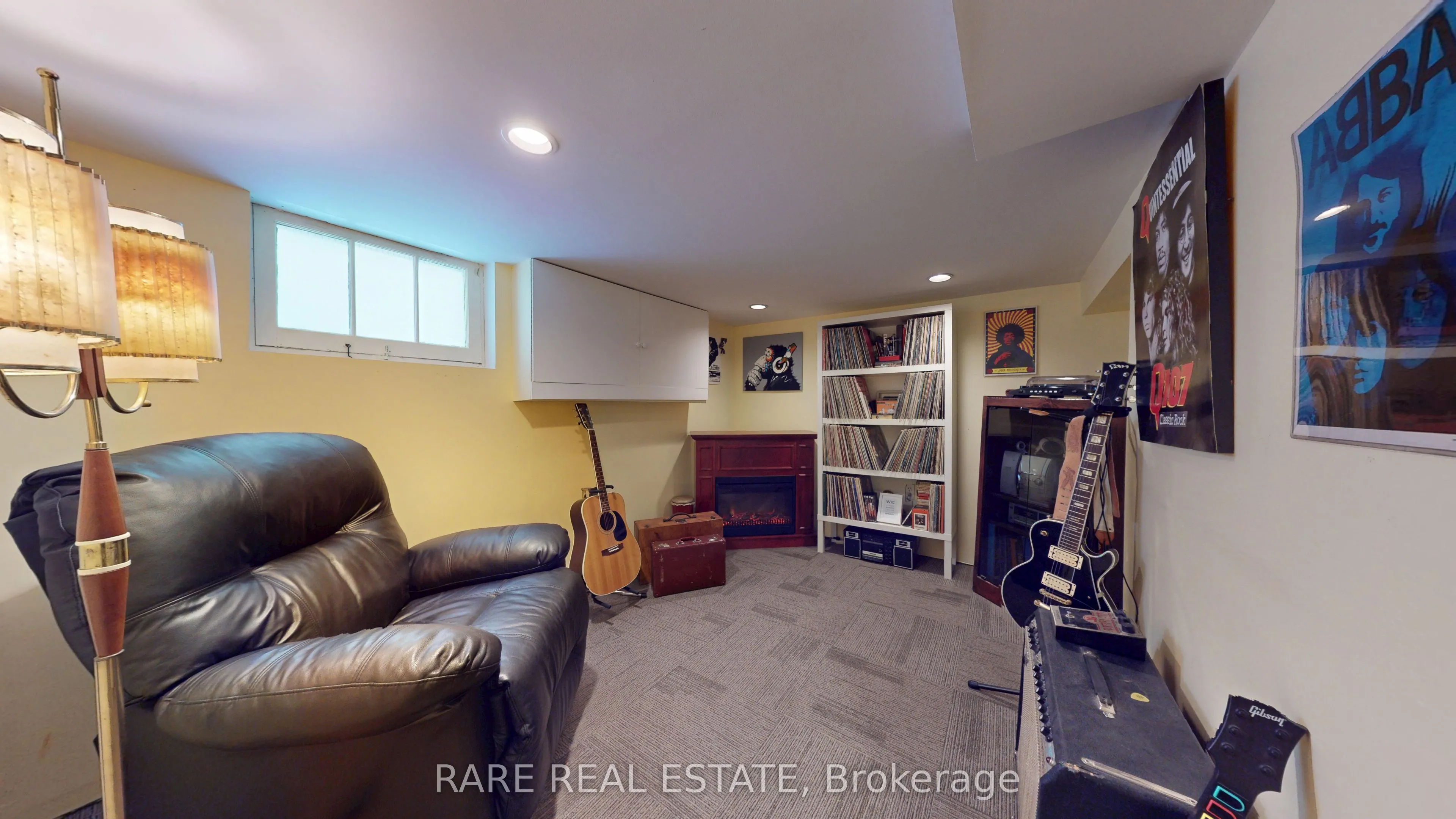 81 Bowood Avenue