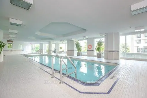 300 Bloor Street E, #2109