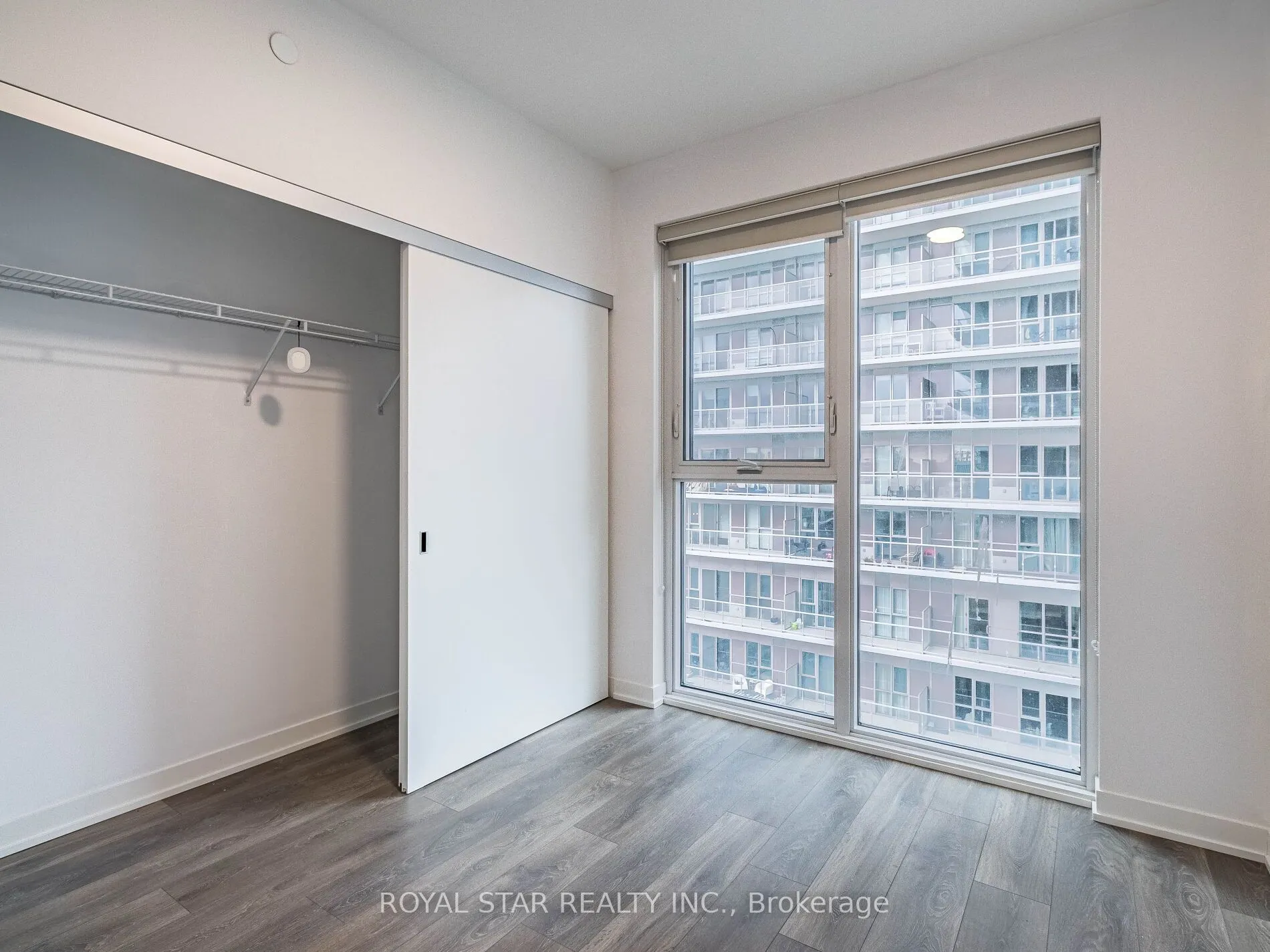 20 Richardson Street, #1305