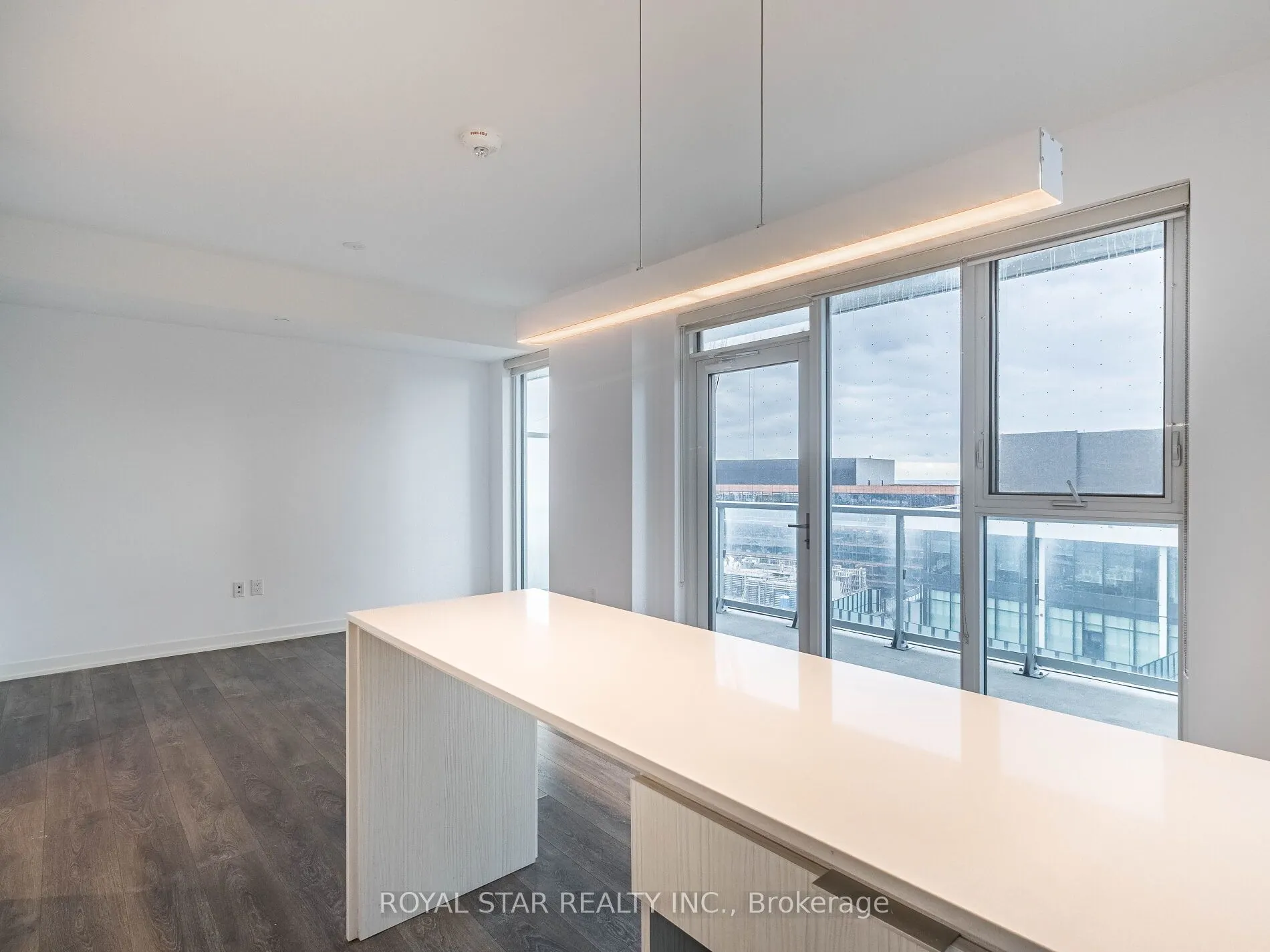 20 Richardson Street, #1305