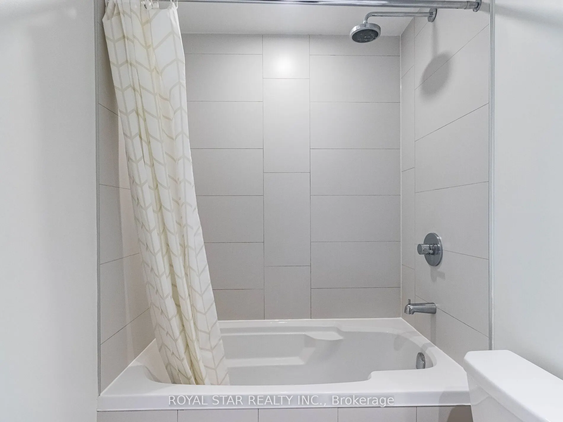 20 Richardson Street, #1305