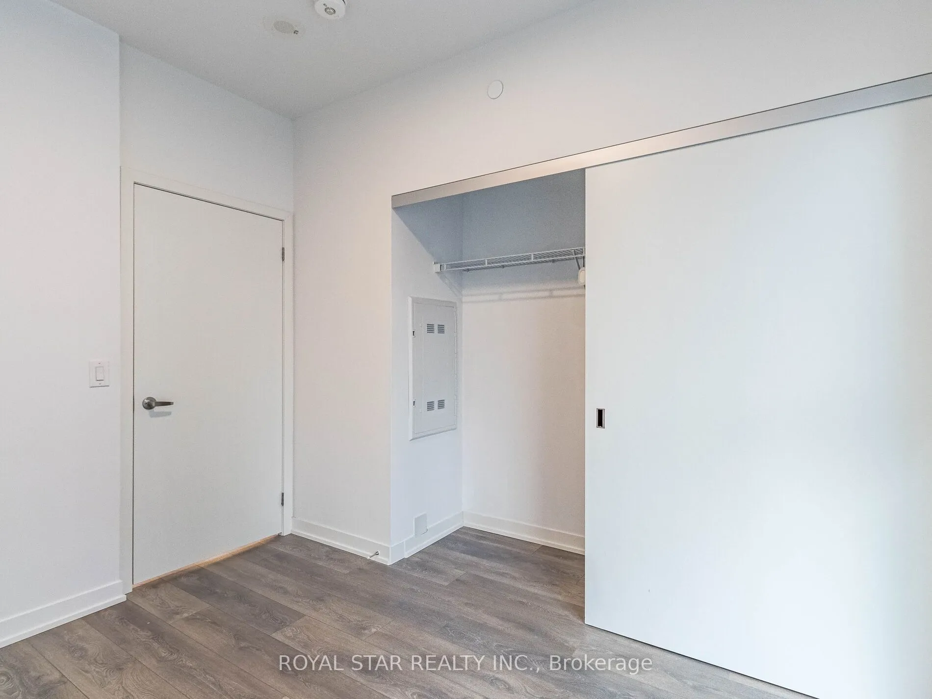 20 Richardson Street, #1305