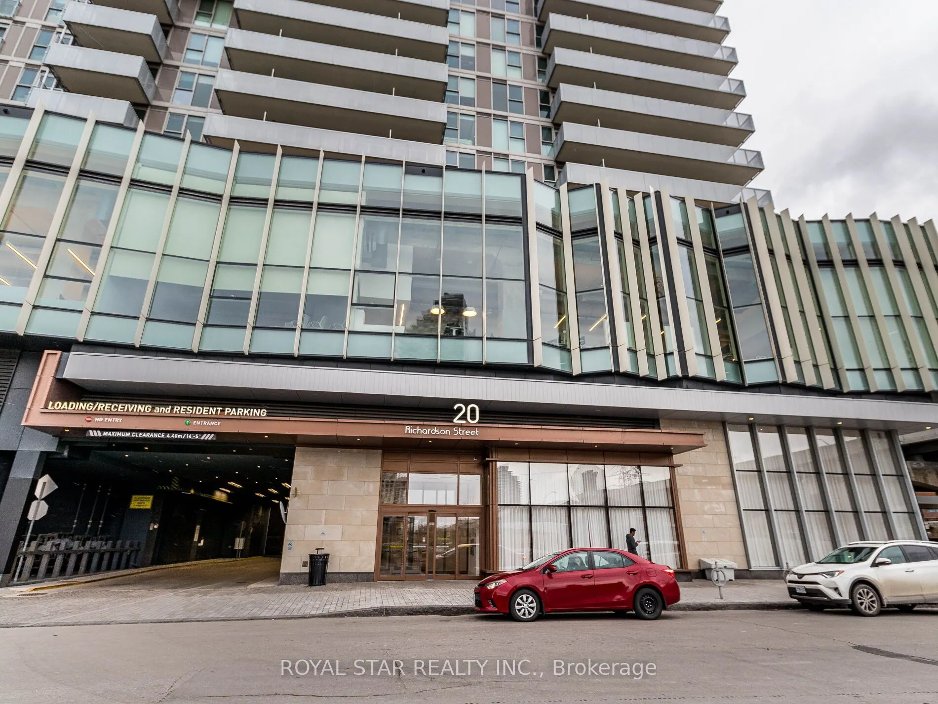 20 Richardson Street, #1305