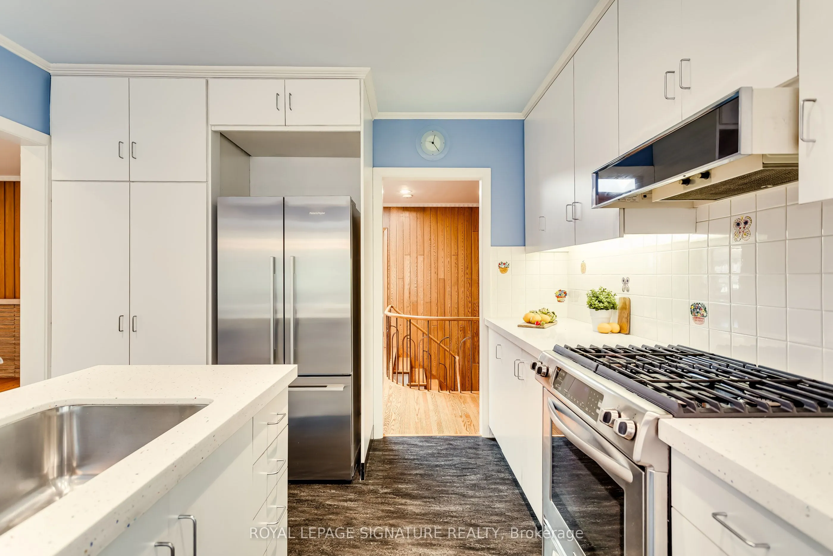 8 Honeywell Place
