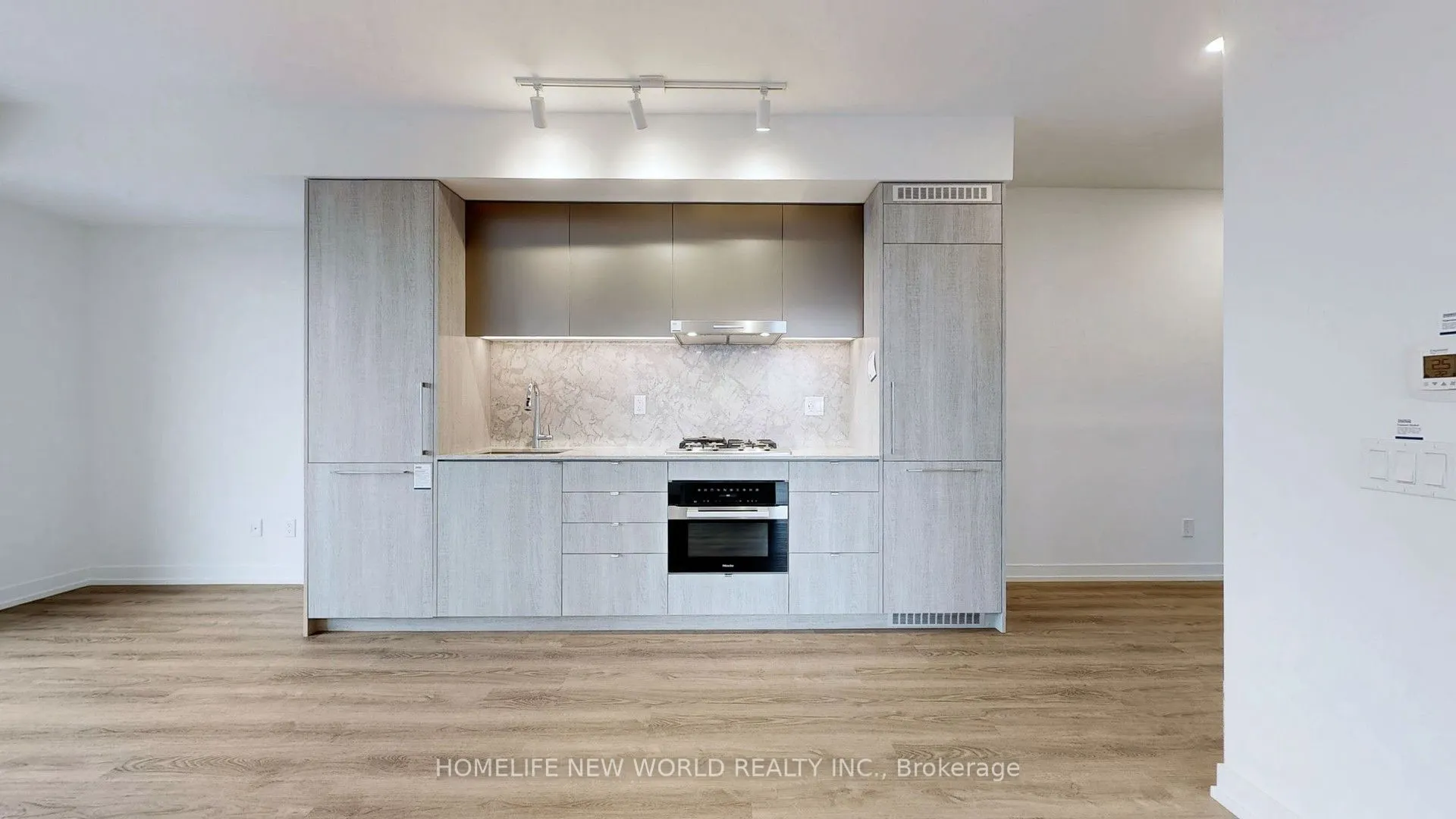 771 Yonge Street, #1908