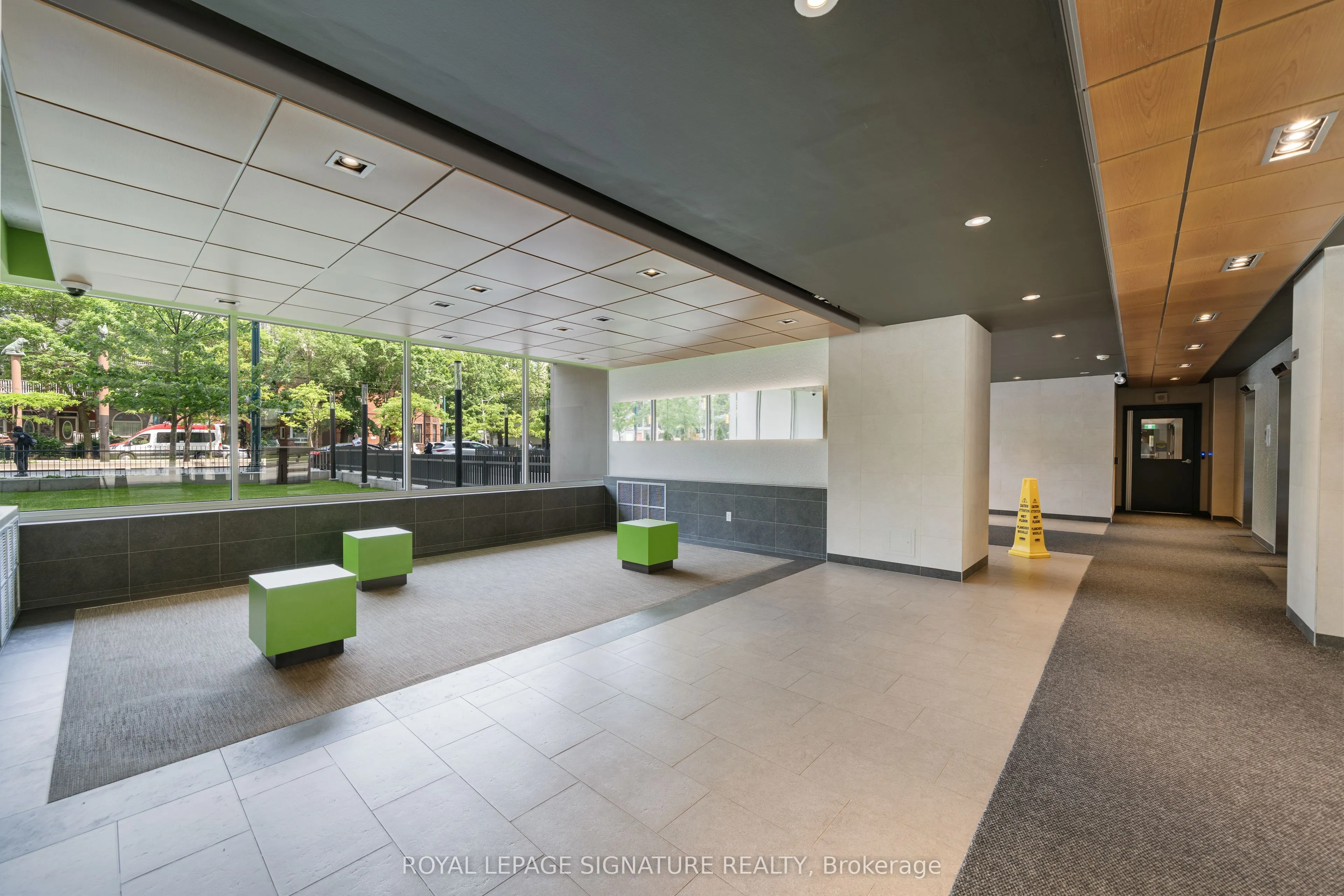 666 Spadina Avenue, #2501