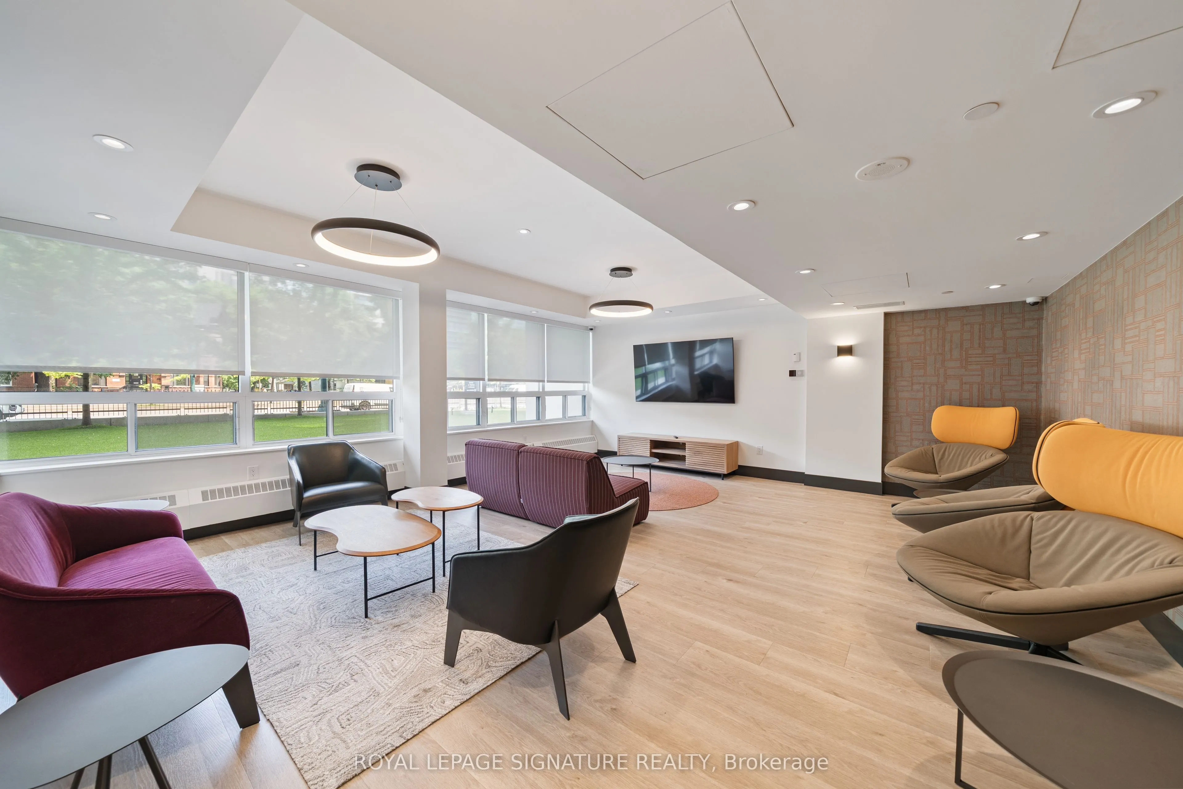 666 Spadina Avenue, #2501