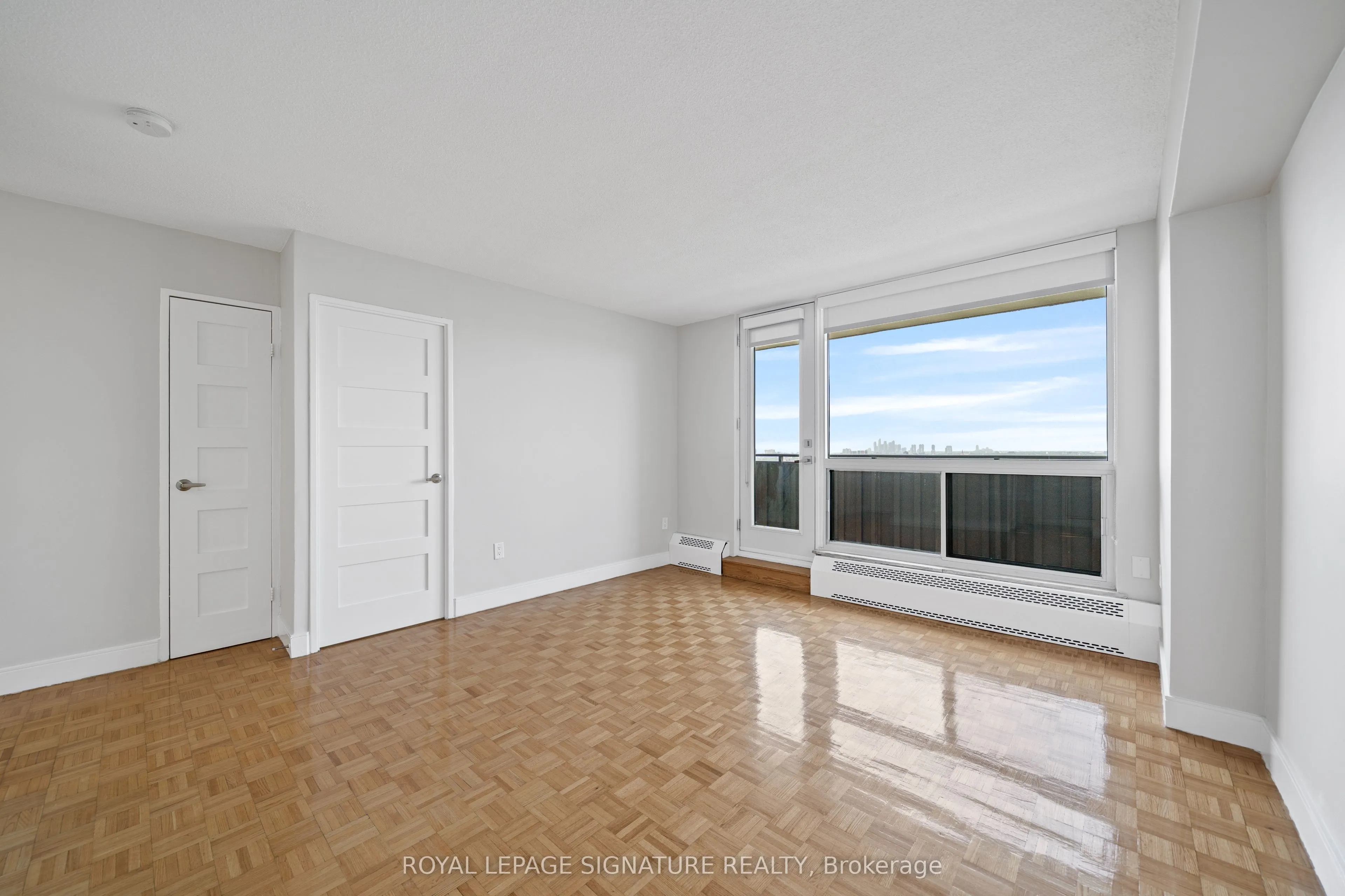 666 Spadina Avenue, #2501