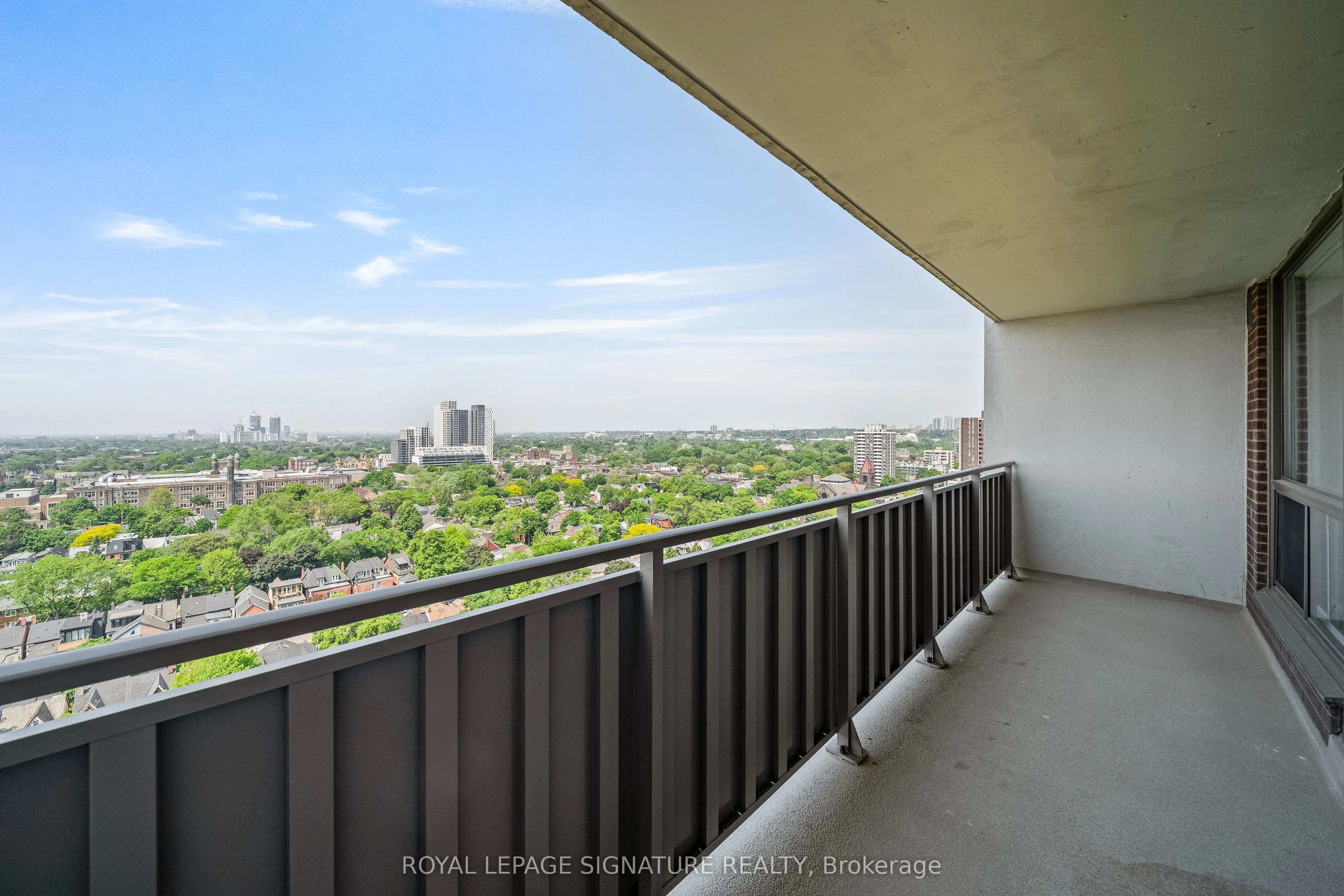666 Spadina Avenue, #2501