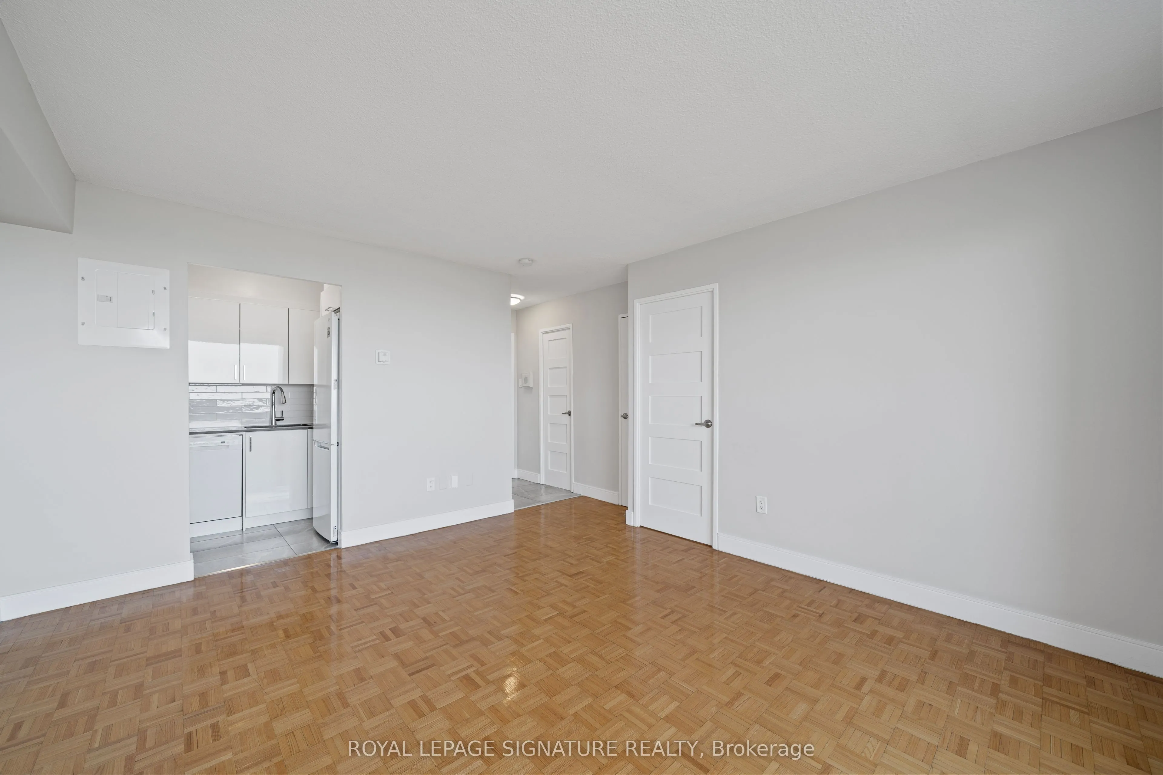 666 Spadina Avenue, #2501