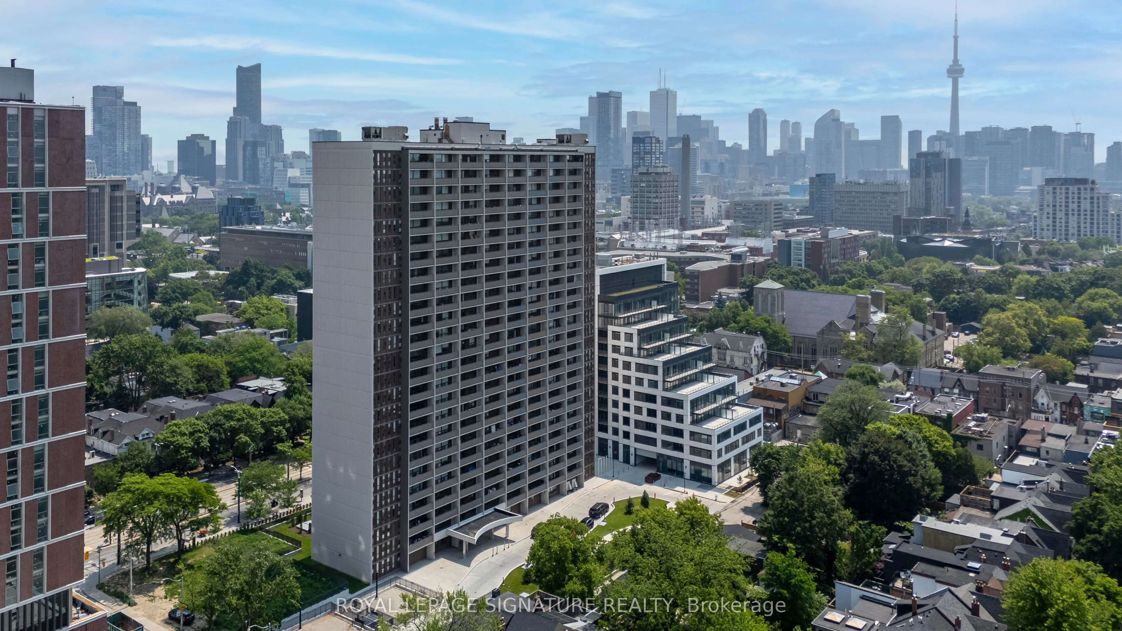 666 Spadina Avenue, #2501