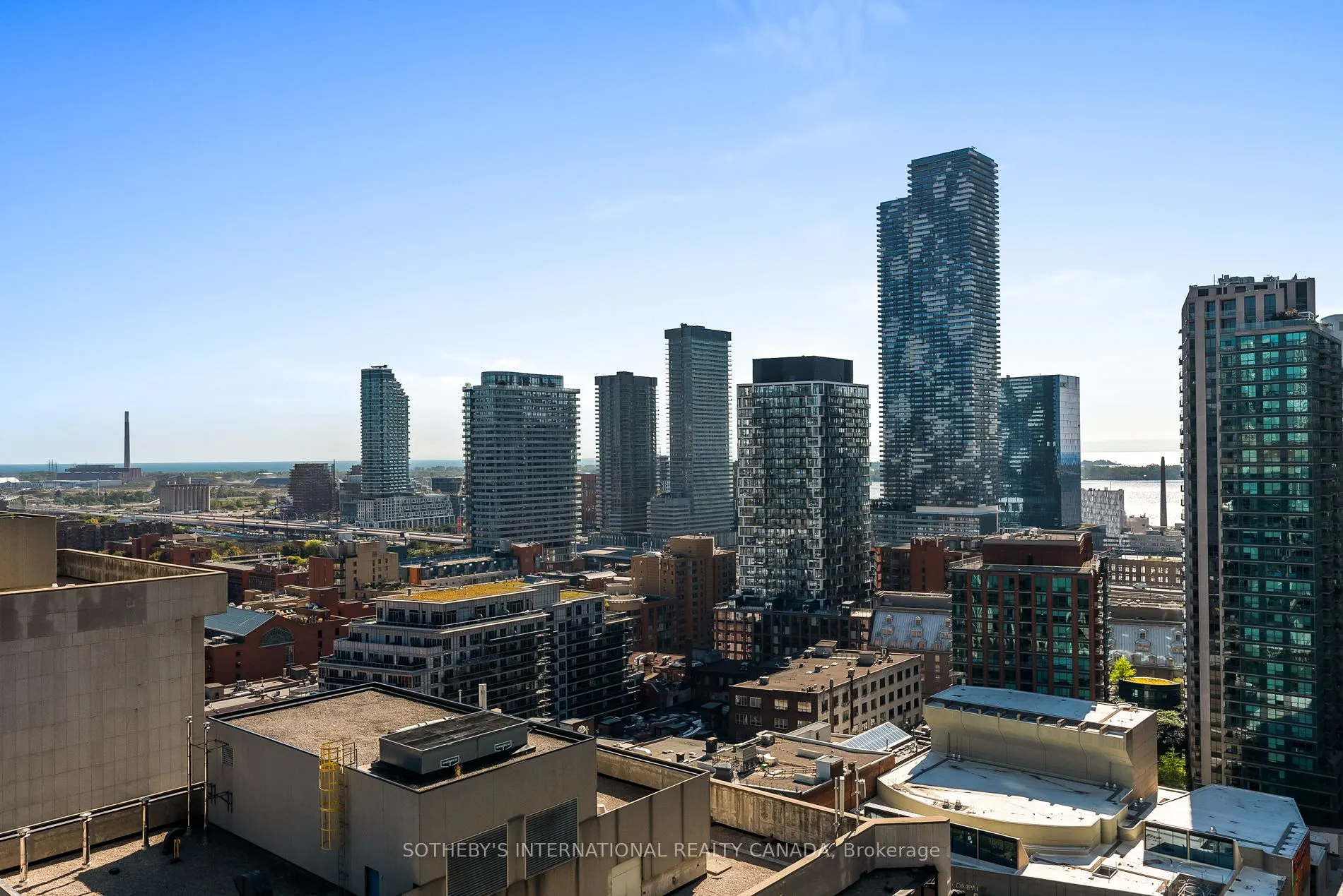 88 Scott Street, #2004