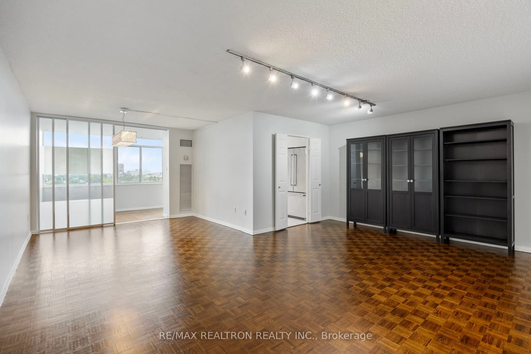 3000 Bathurst Street, #1210