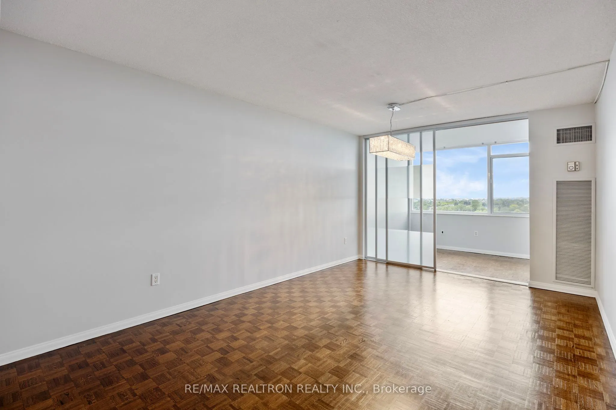3000 Bathurst Street, #1210