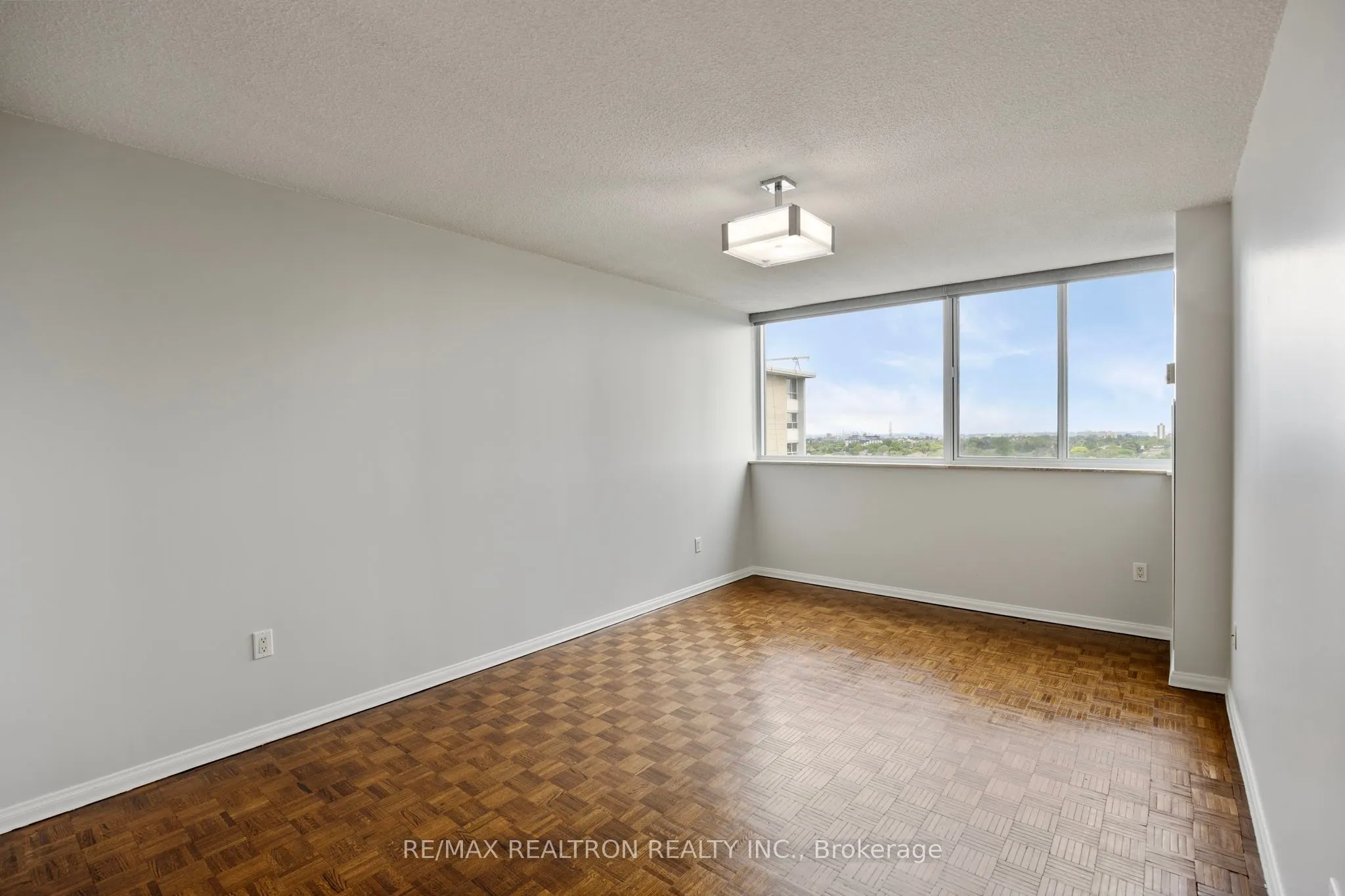 3000 Bathurst Street, #1210