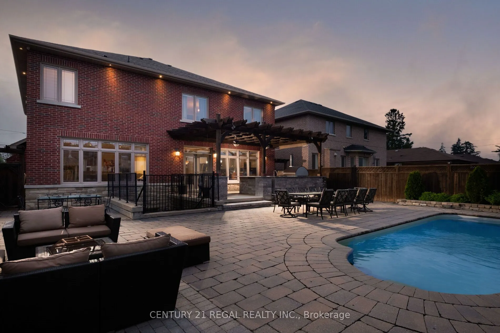 127 Sultana Avenue