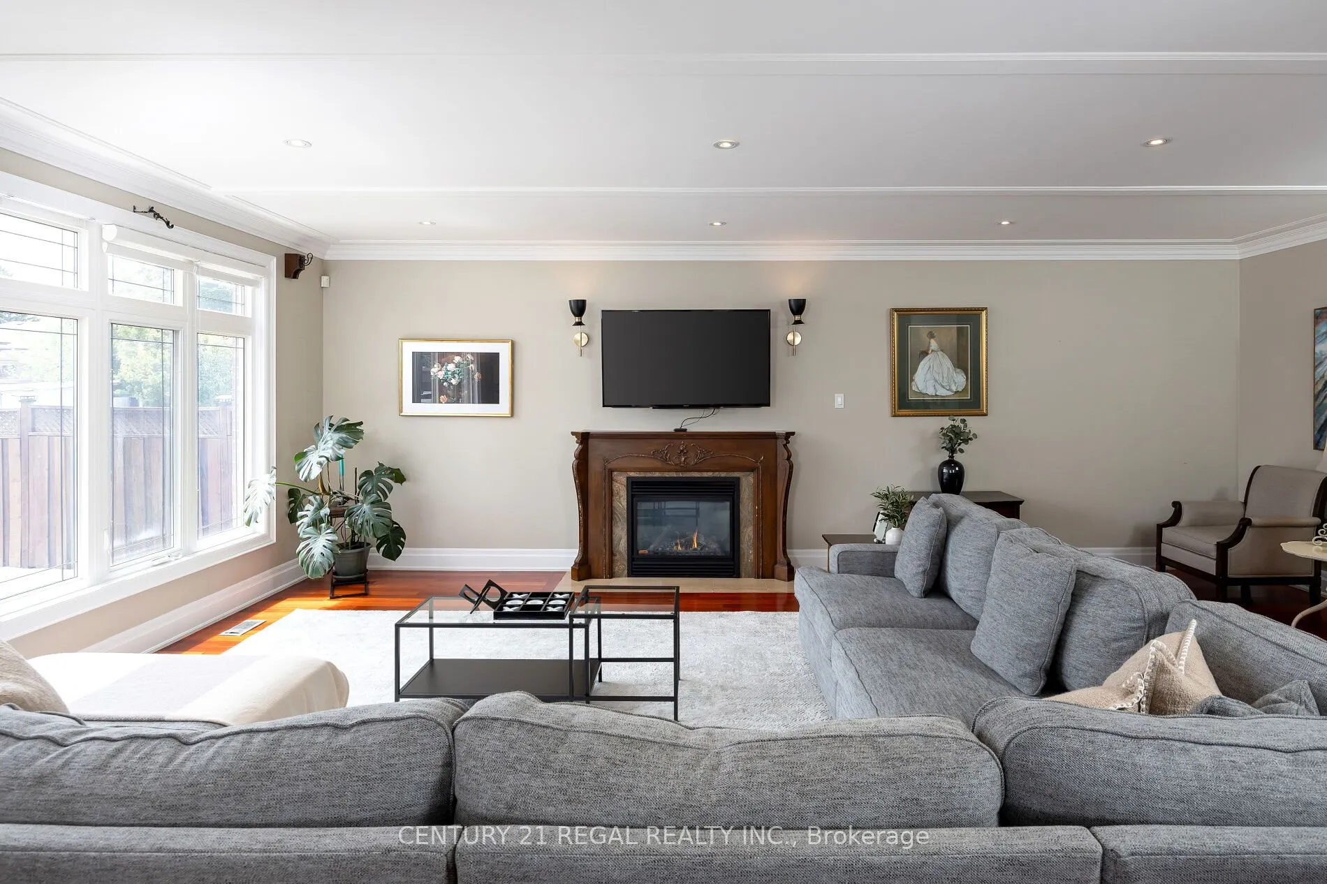 127 Sultana Avenue