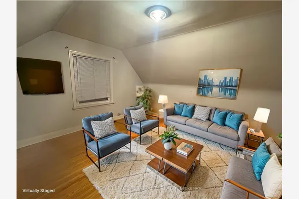 127 Sheppard Avenue W