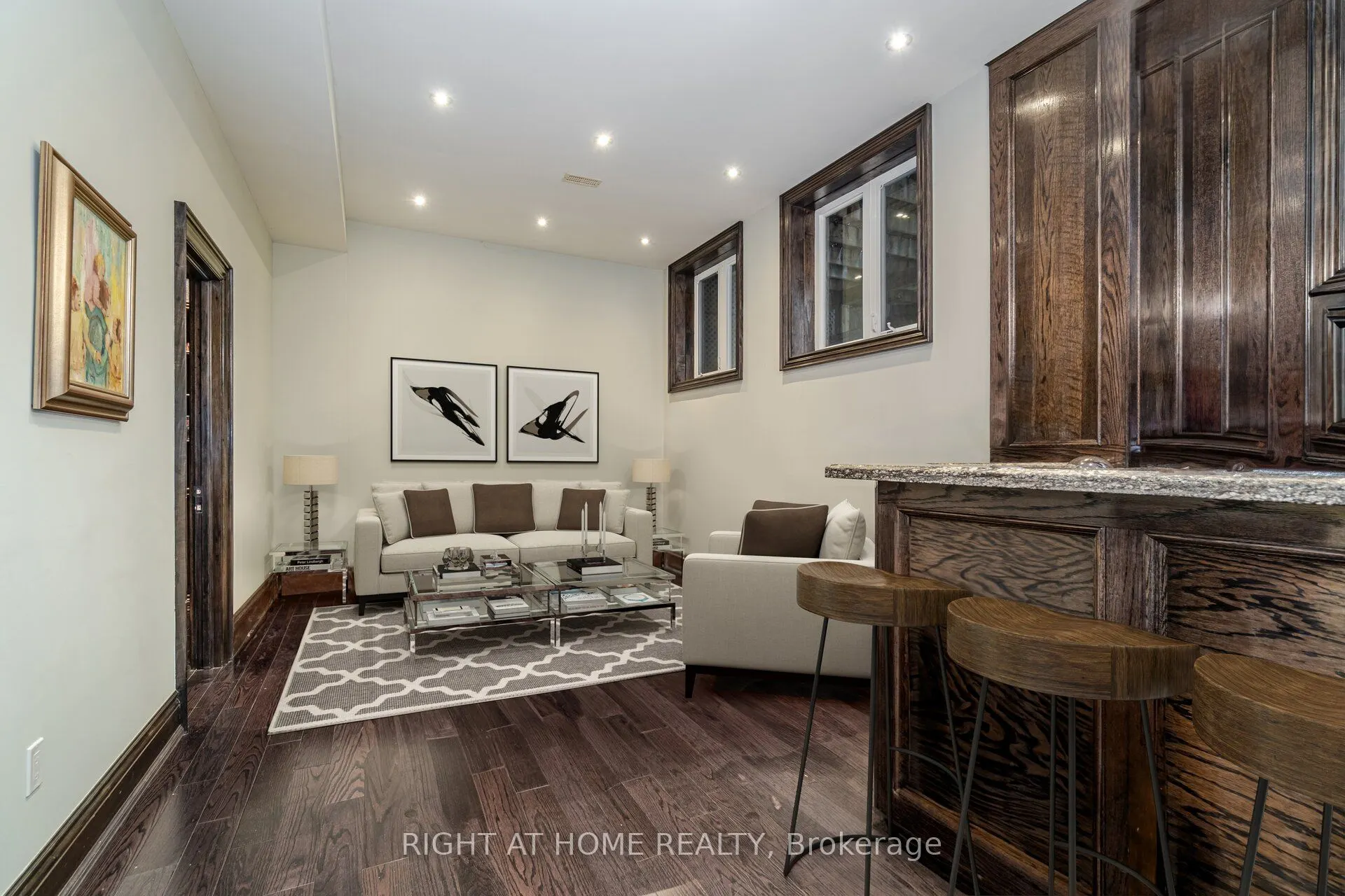 12 Walder Avenue