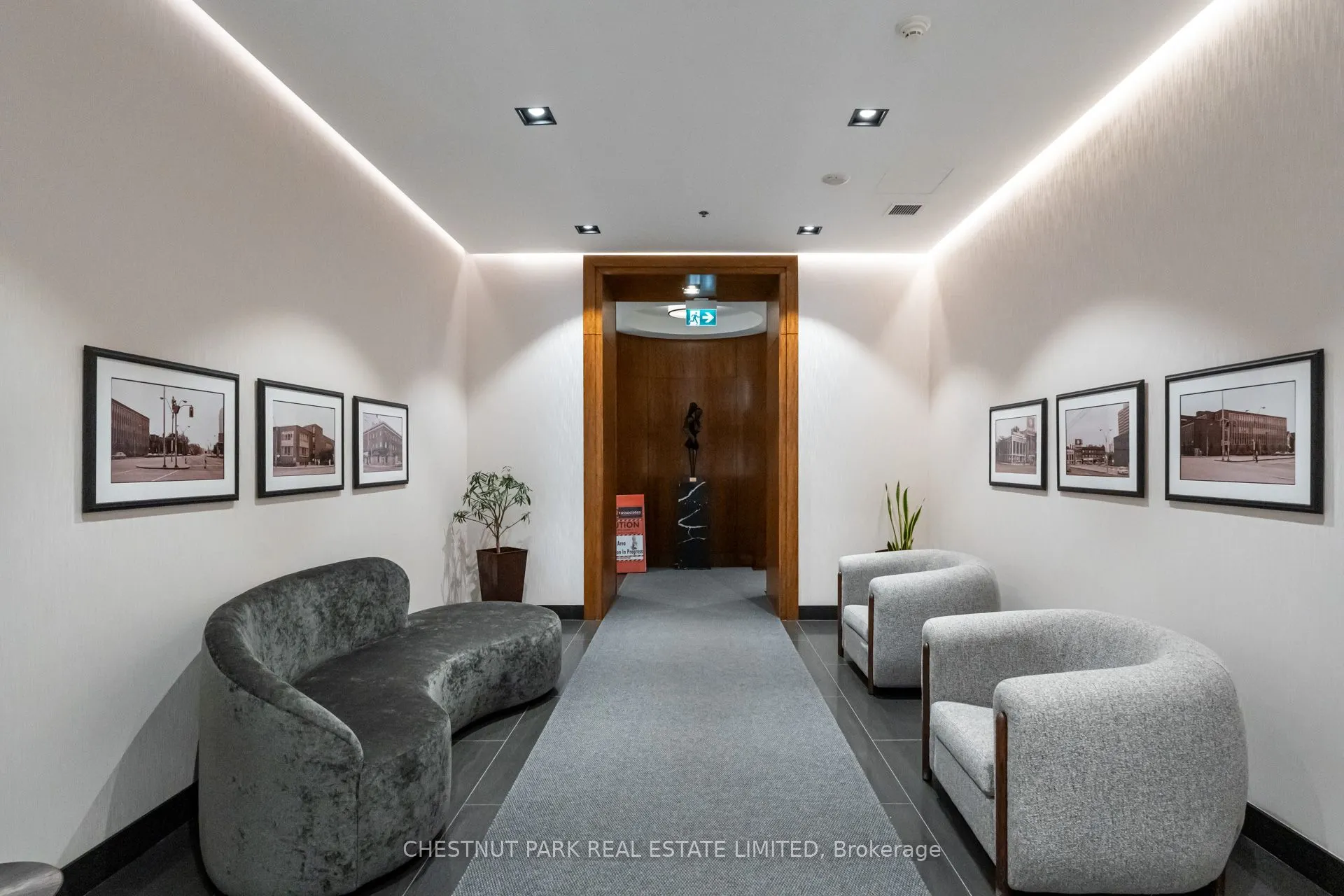 736 Spadina Avenue, #1711