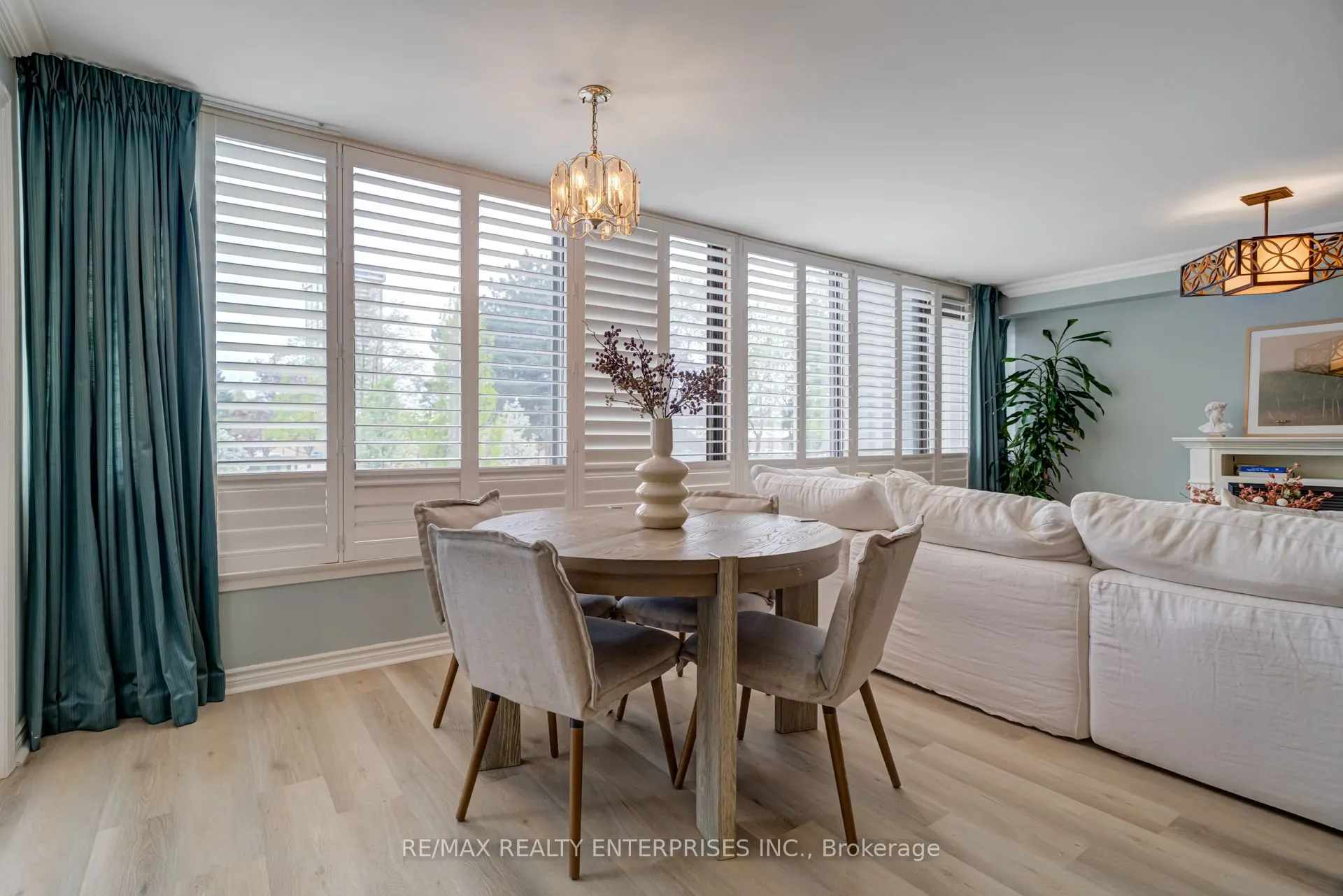 65 Skymark Drive, #204