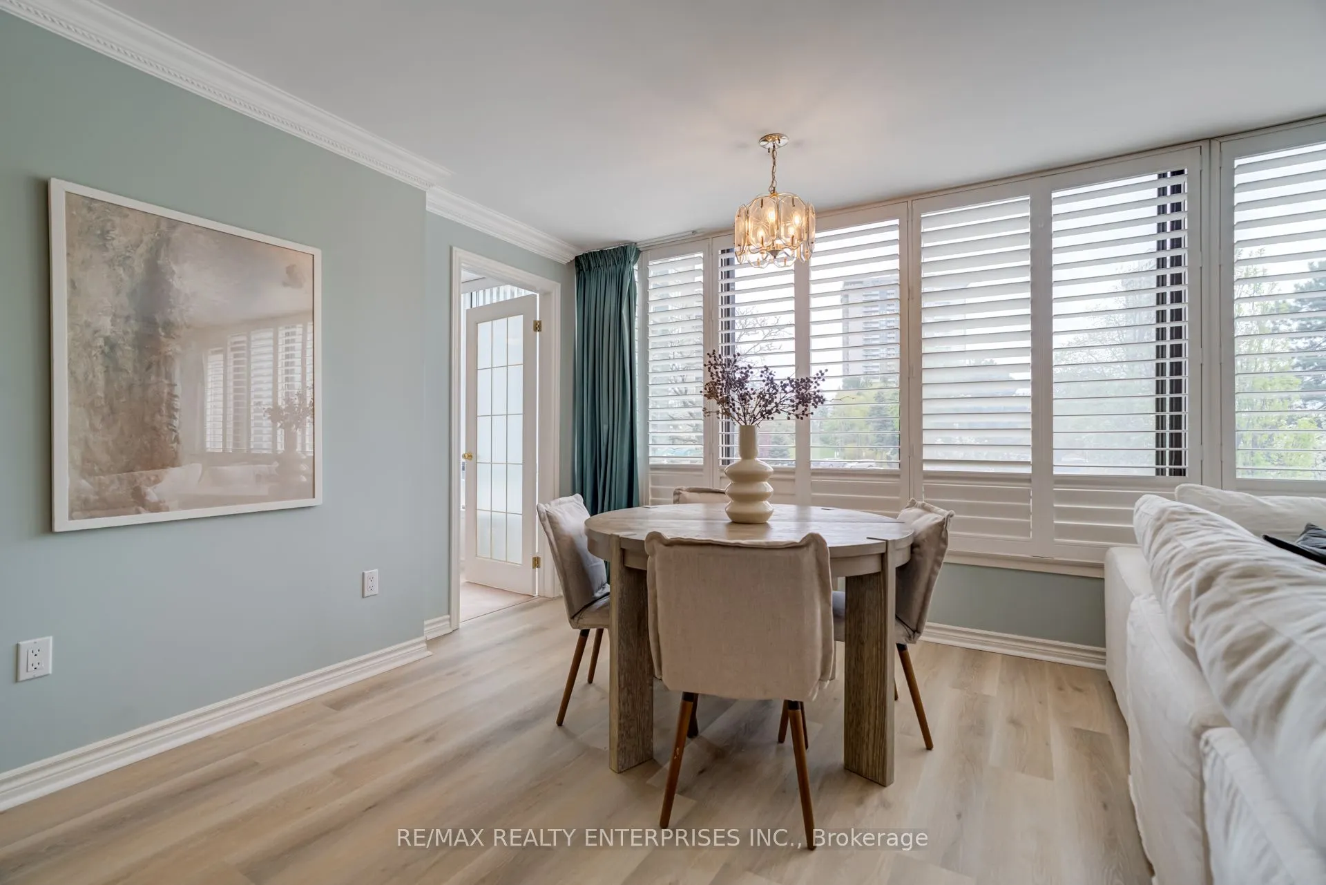 65 Skymark Drive, #204
