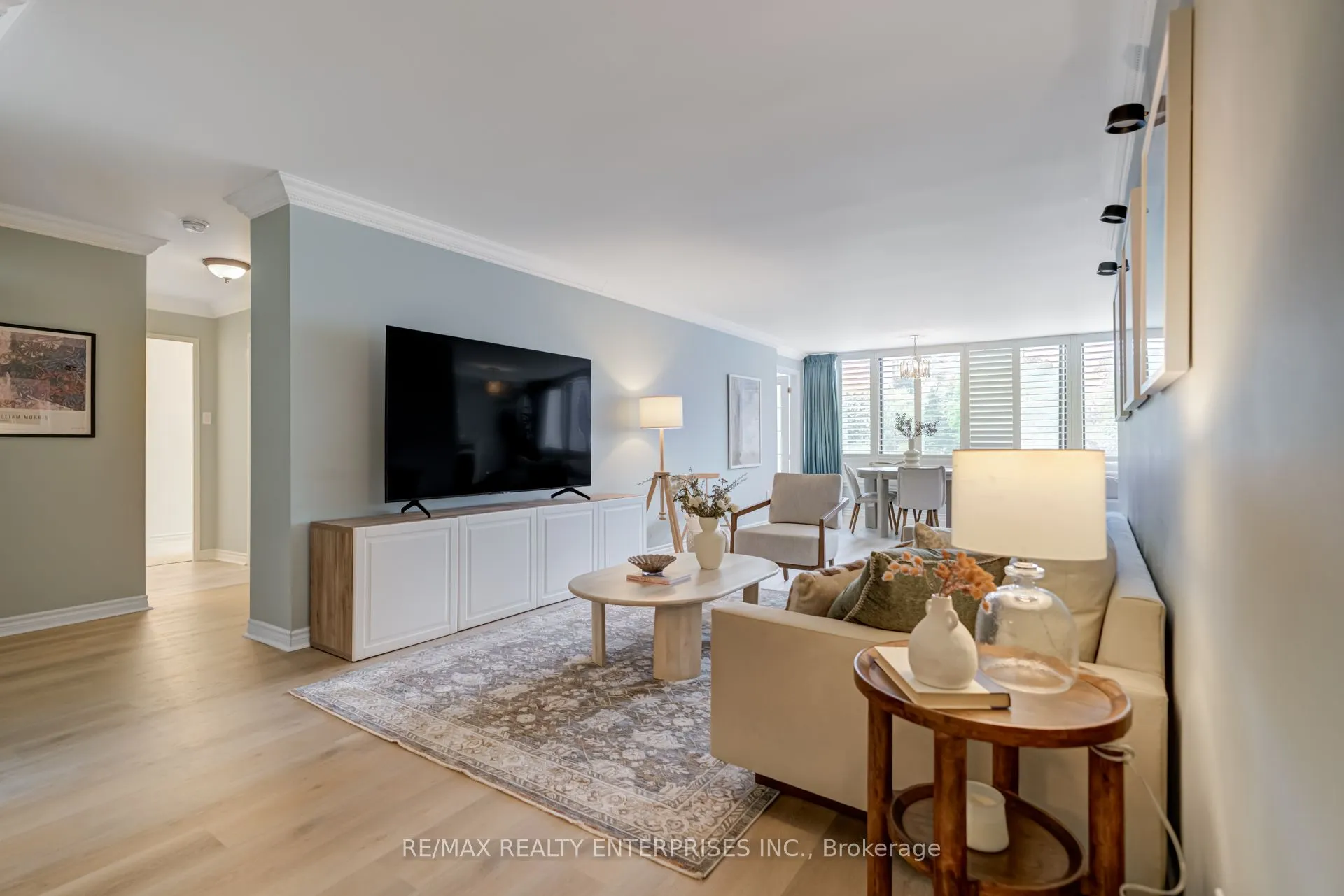 65 Skymark Drive, #204