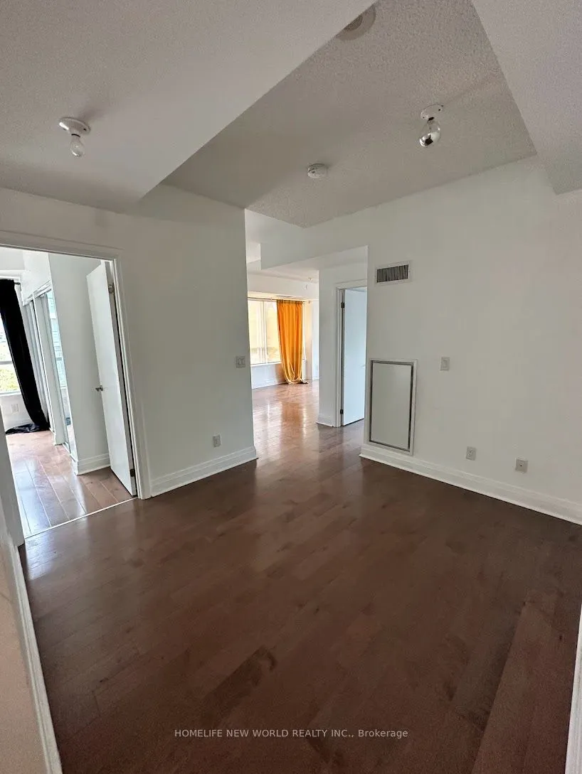 399 Spring Garden Avenue, #208