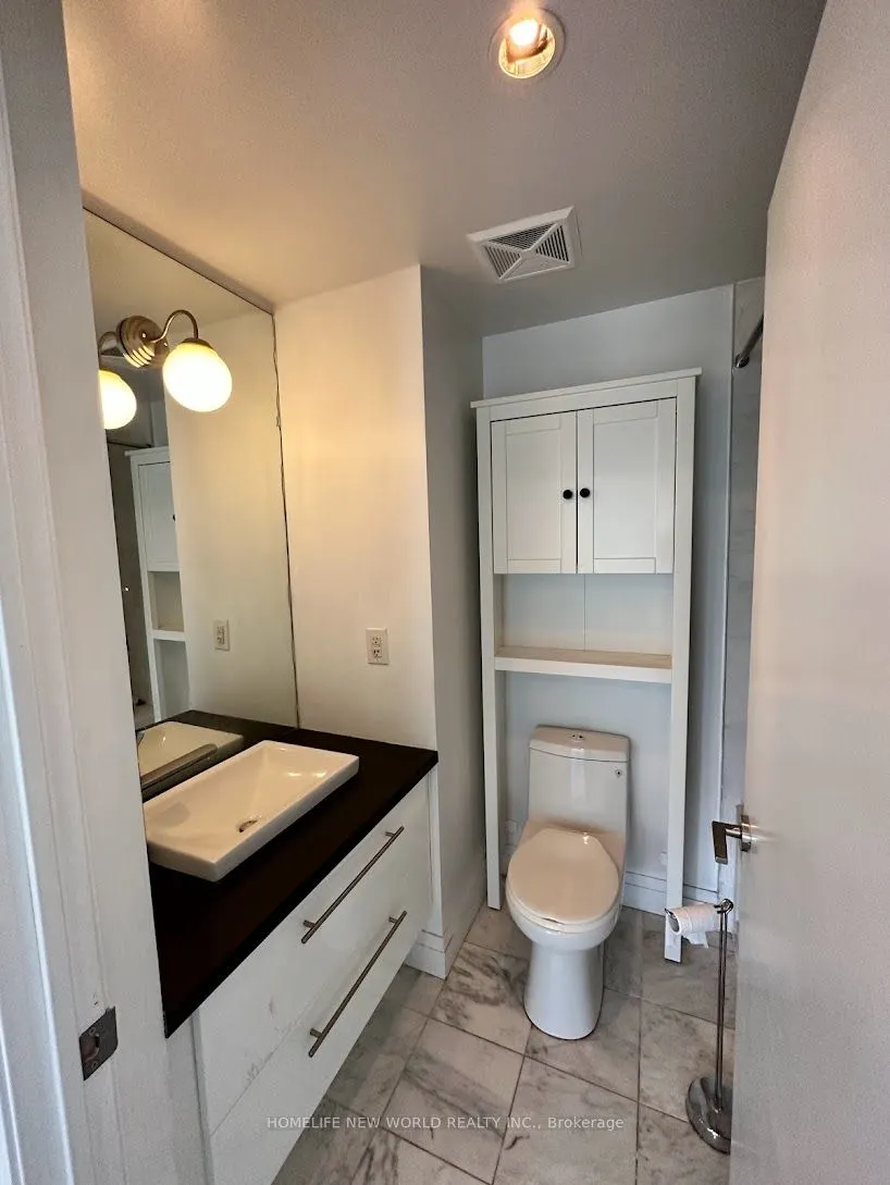 399 Spring Garden Avenue, #208