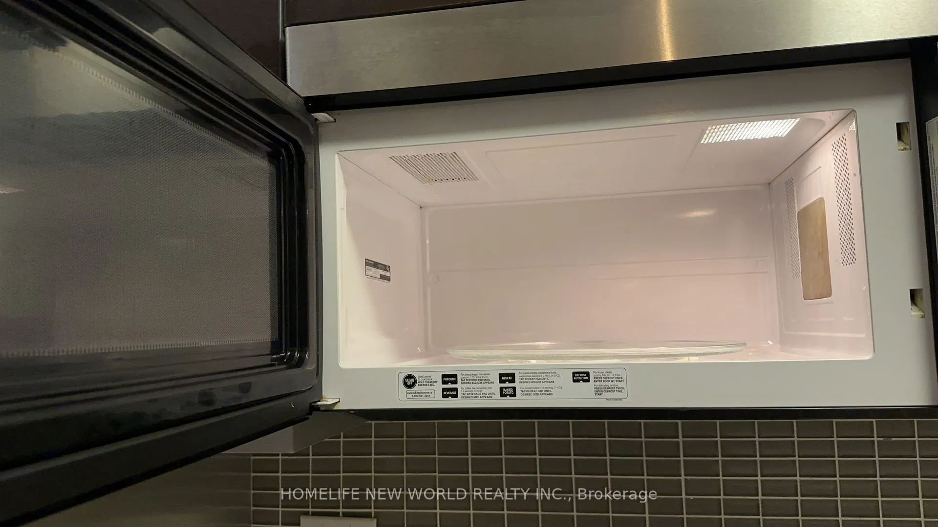 399 Spring Garden Avenue, #208