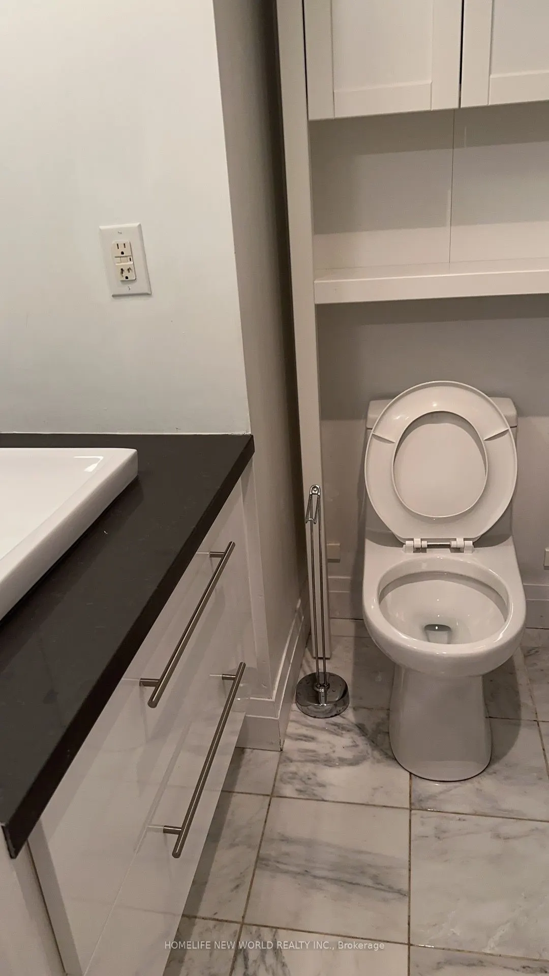 399 Spring Garden Avenue, #208