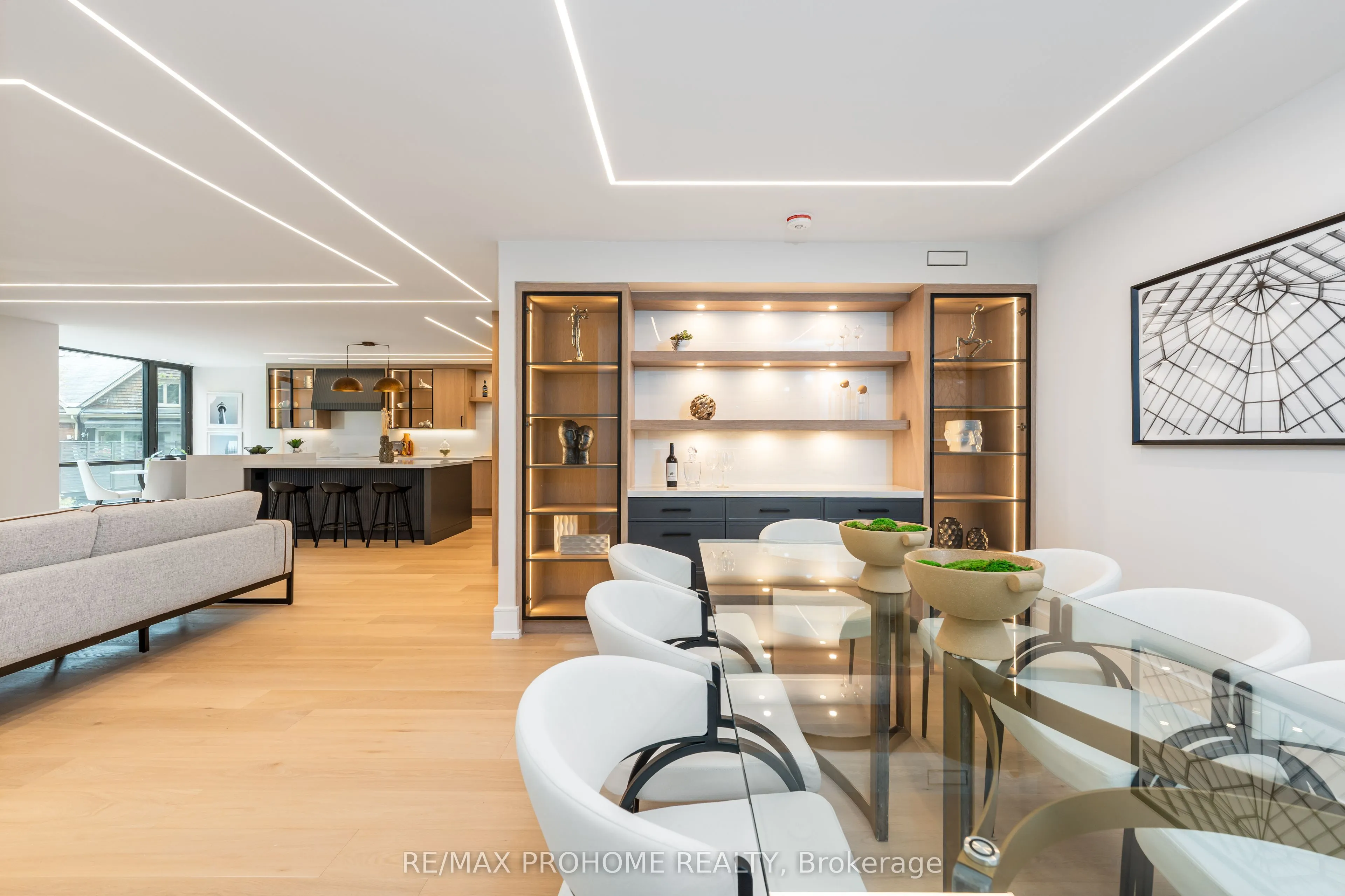 66 Collier Street, #2D