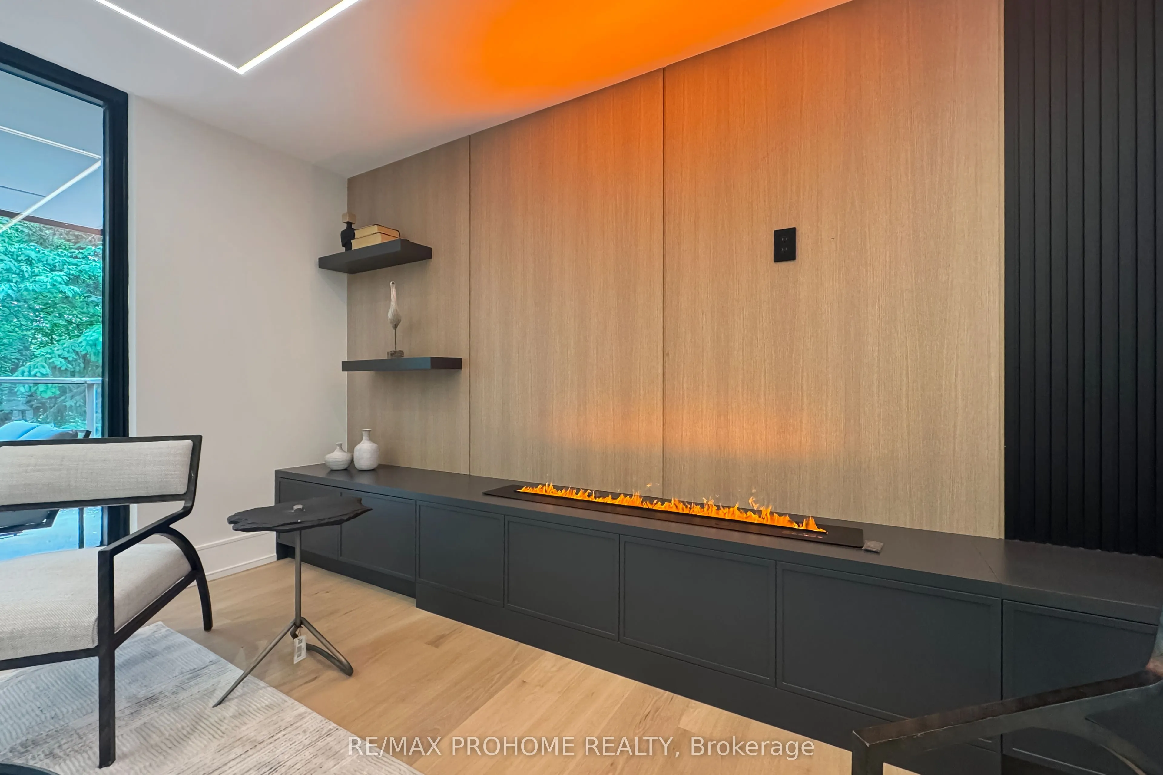 66 Collier Street, #2D