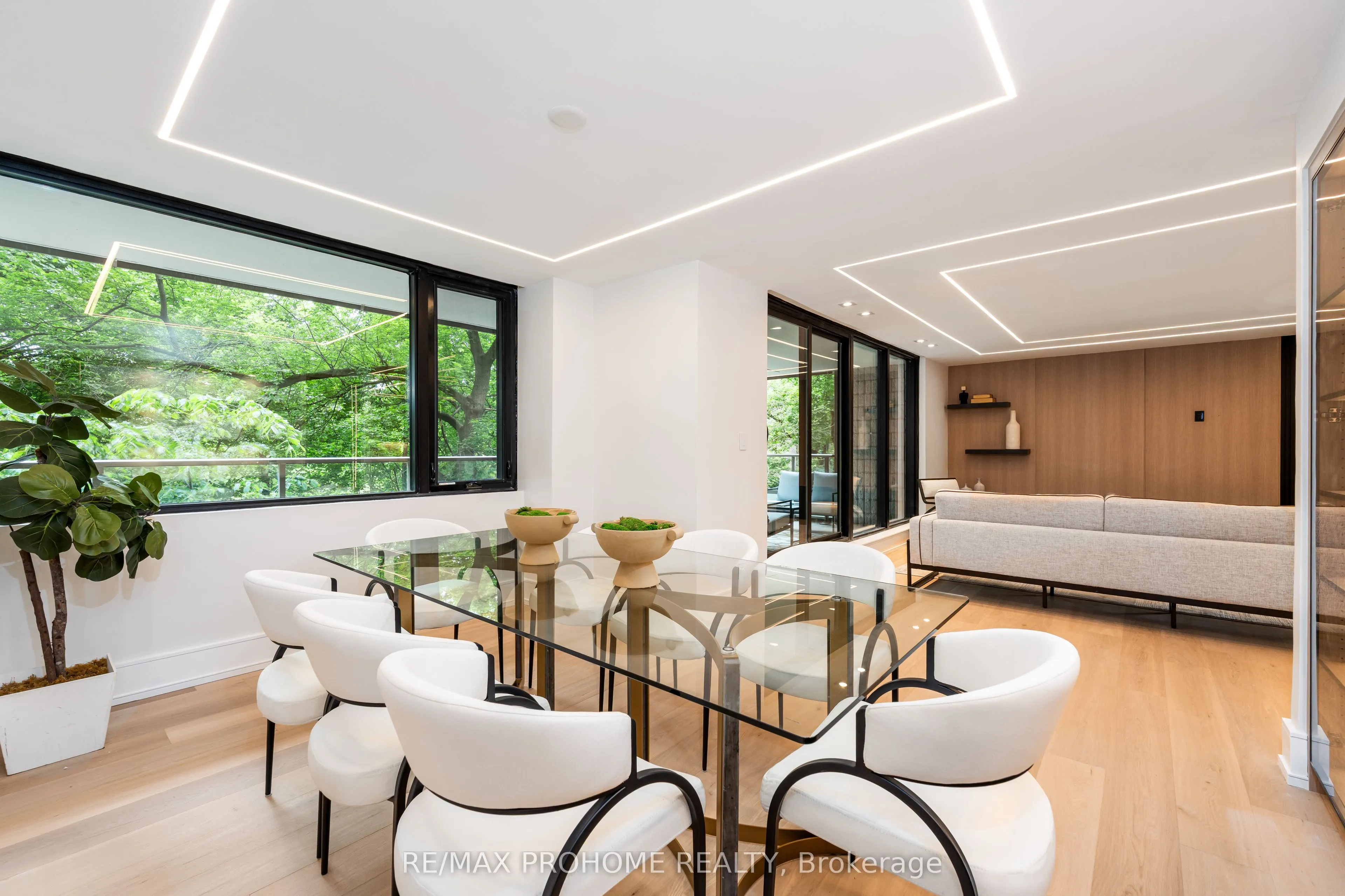 66 Collier Street, #2D