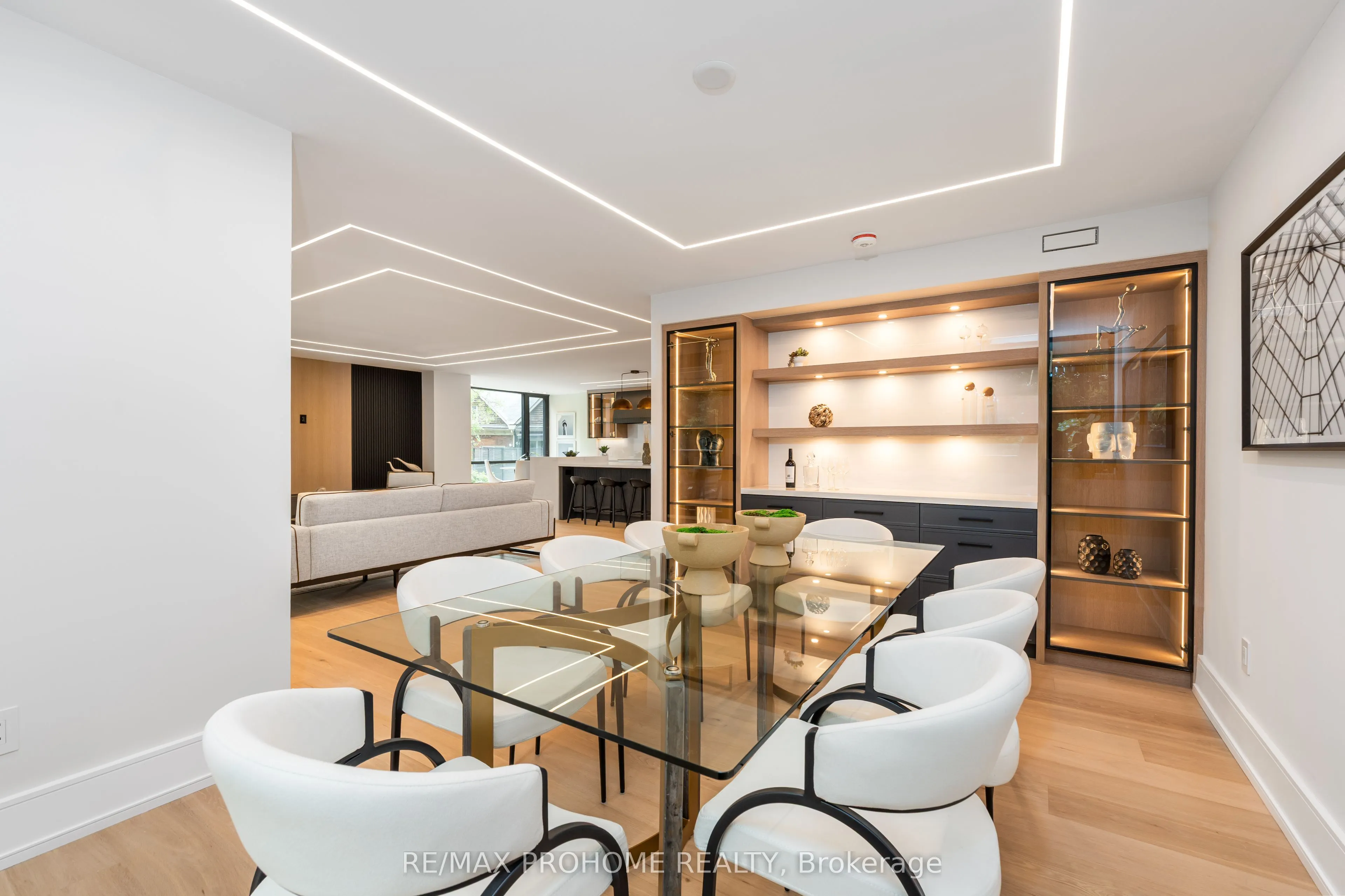 66 Collier Street, #2D