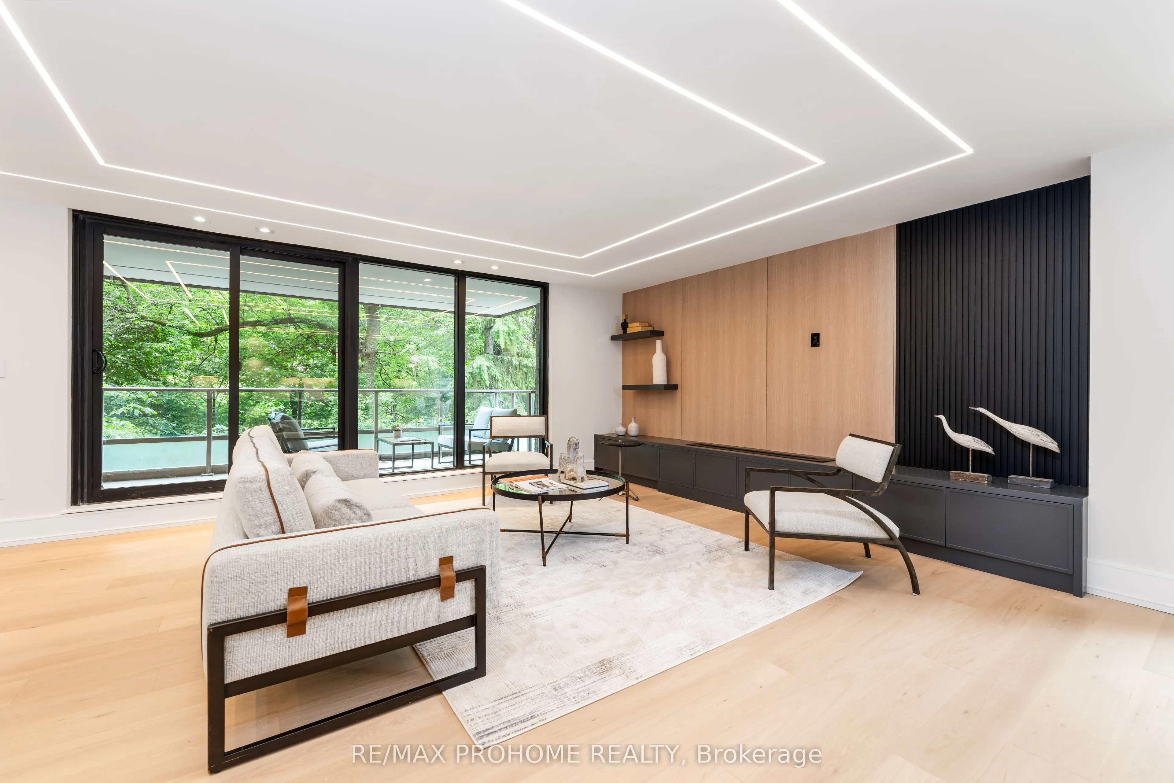 66 Collier Street, #2D