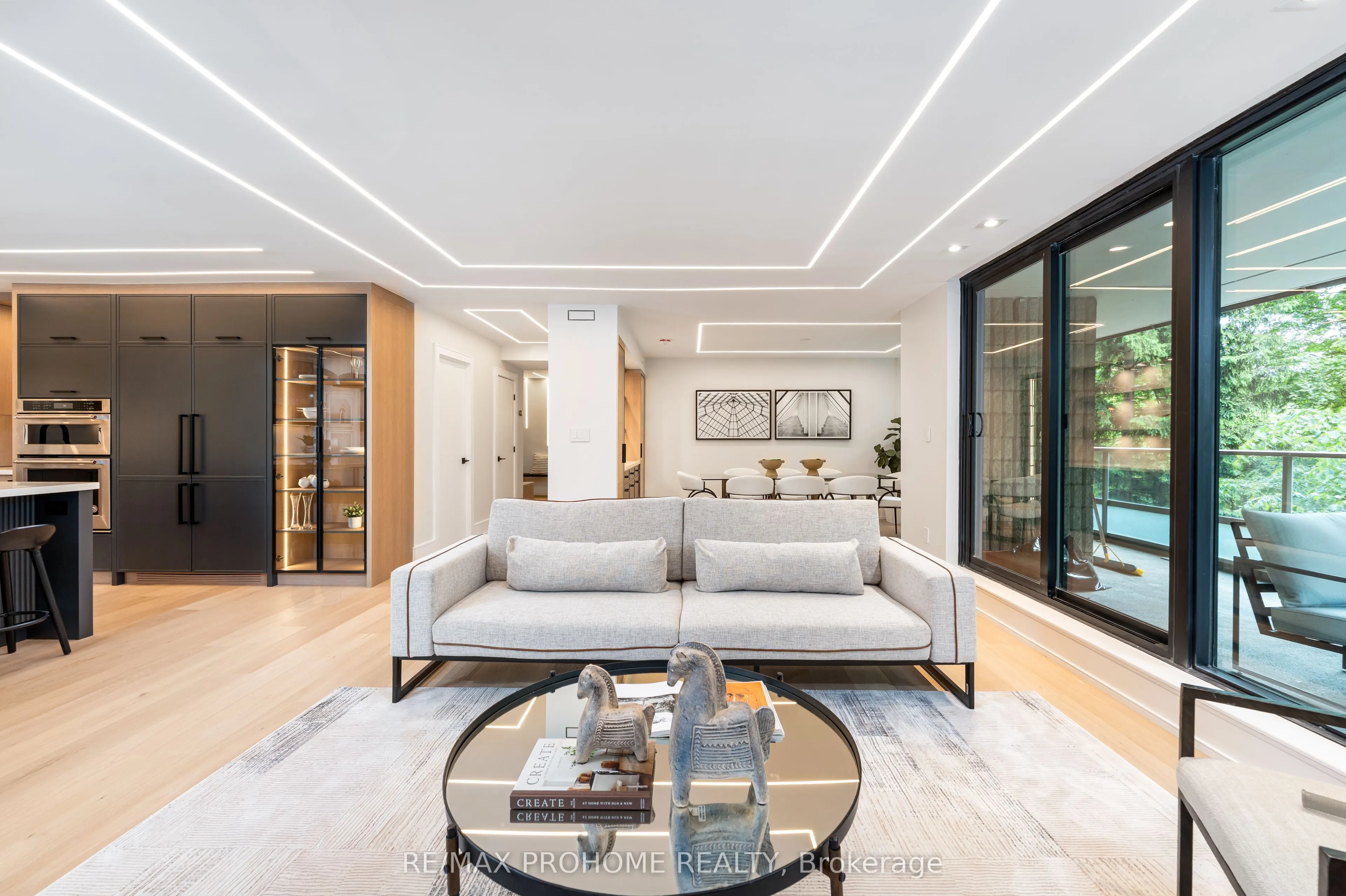 66 Collier Street, #2D