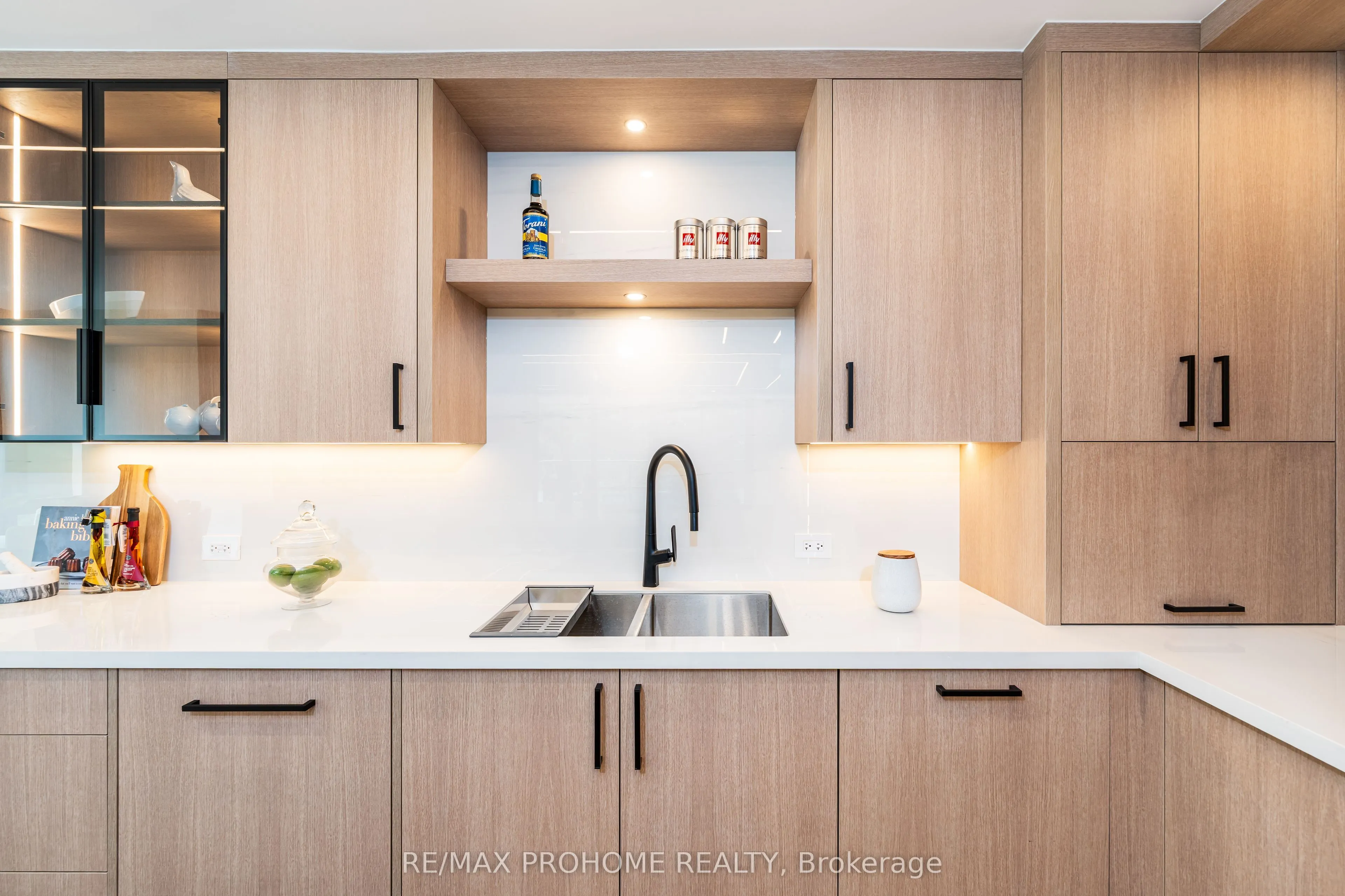66 Collier Street, #2D