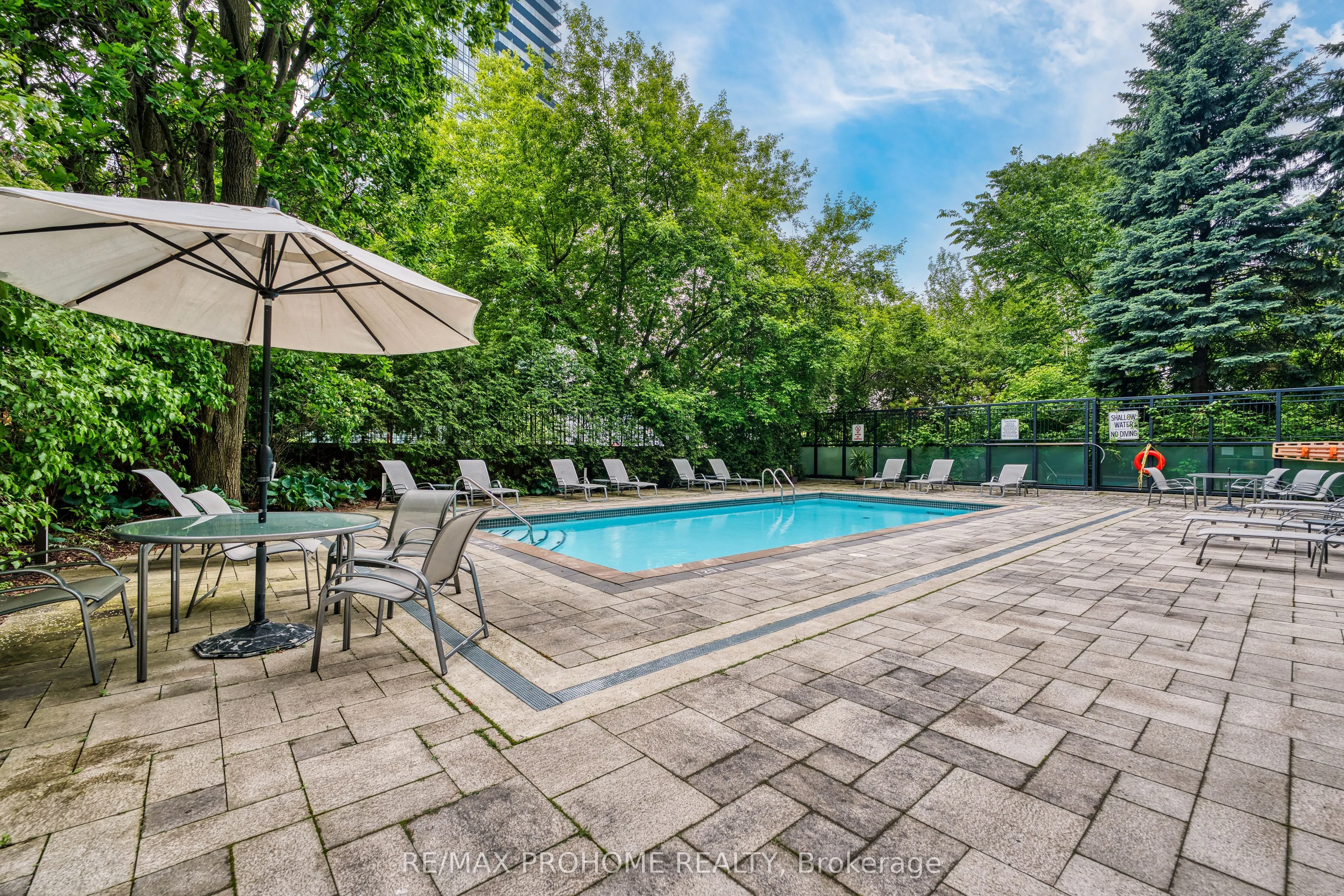 66 Collier Street, #2D