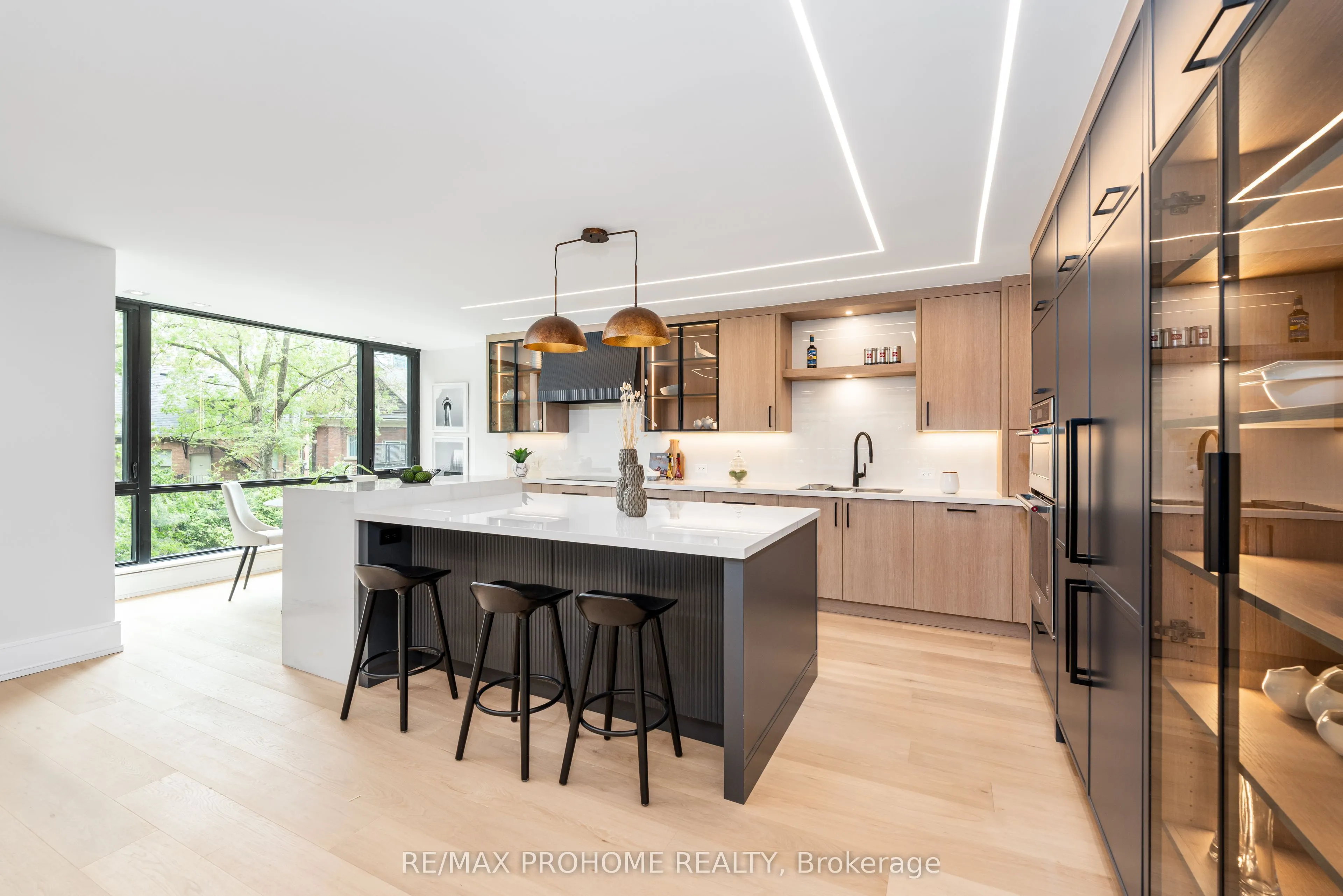 66 Collier Street, #2D